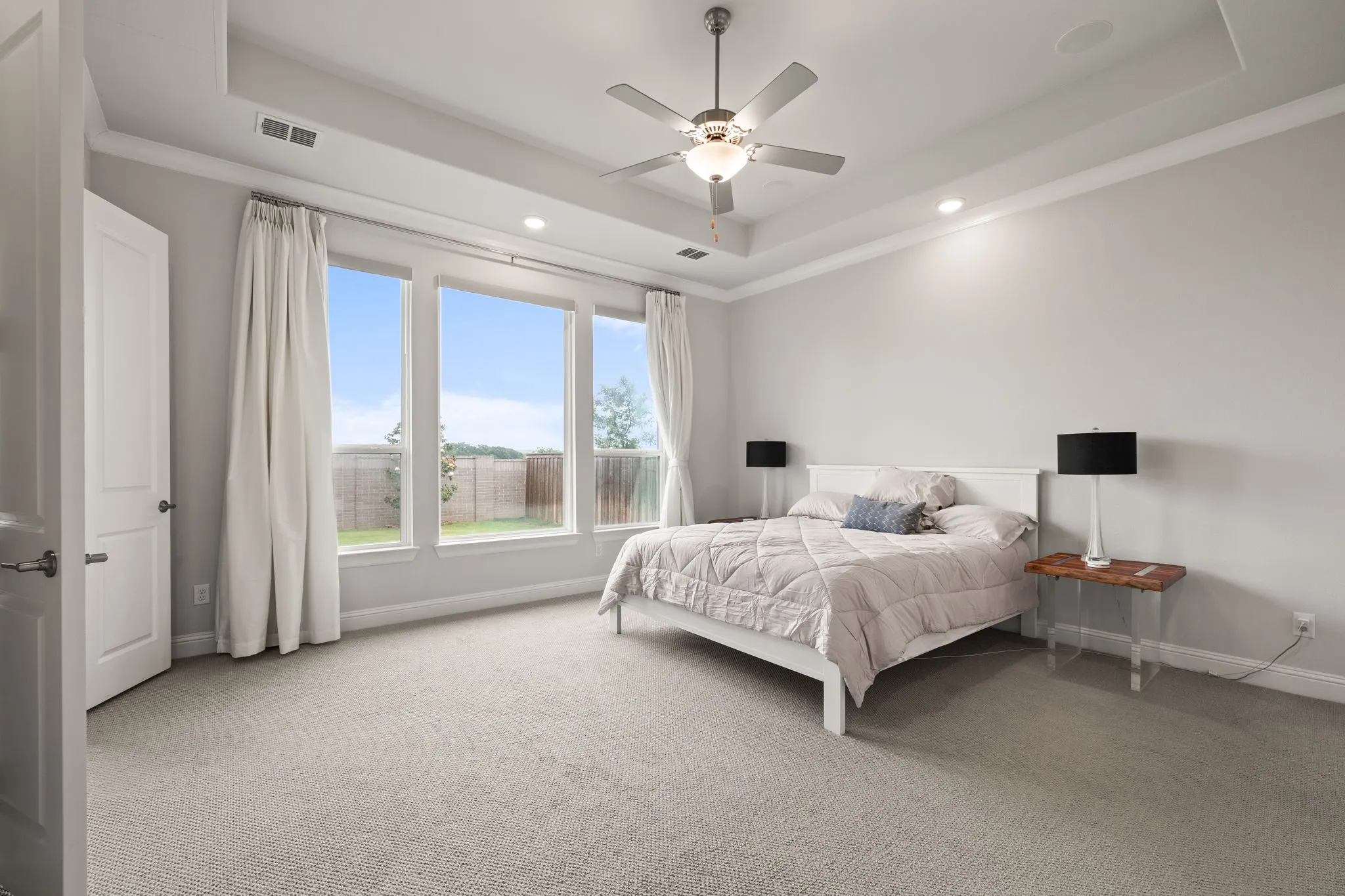 Single Family Residence For Sale in Denton County , 6698 Plumley Road, Frisco, Texas 75034, 4 Bedroom, 5 Bathroom, 3 Garage spaces, 3,643 Sqft, built in 2022, mls#21365425, Real Estate Agent in Frisco, Homes For Sale in Denton county, Homes For Sale in Frisco, Realtor in Frisco Texas, Real Estate Brokerage Independent Realty Texas, Luminita Cordes Realtor
