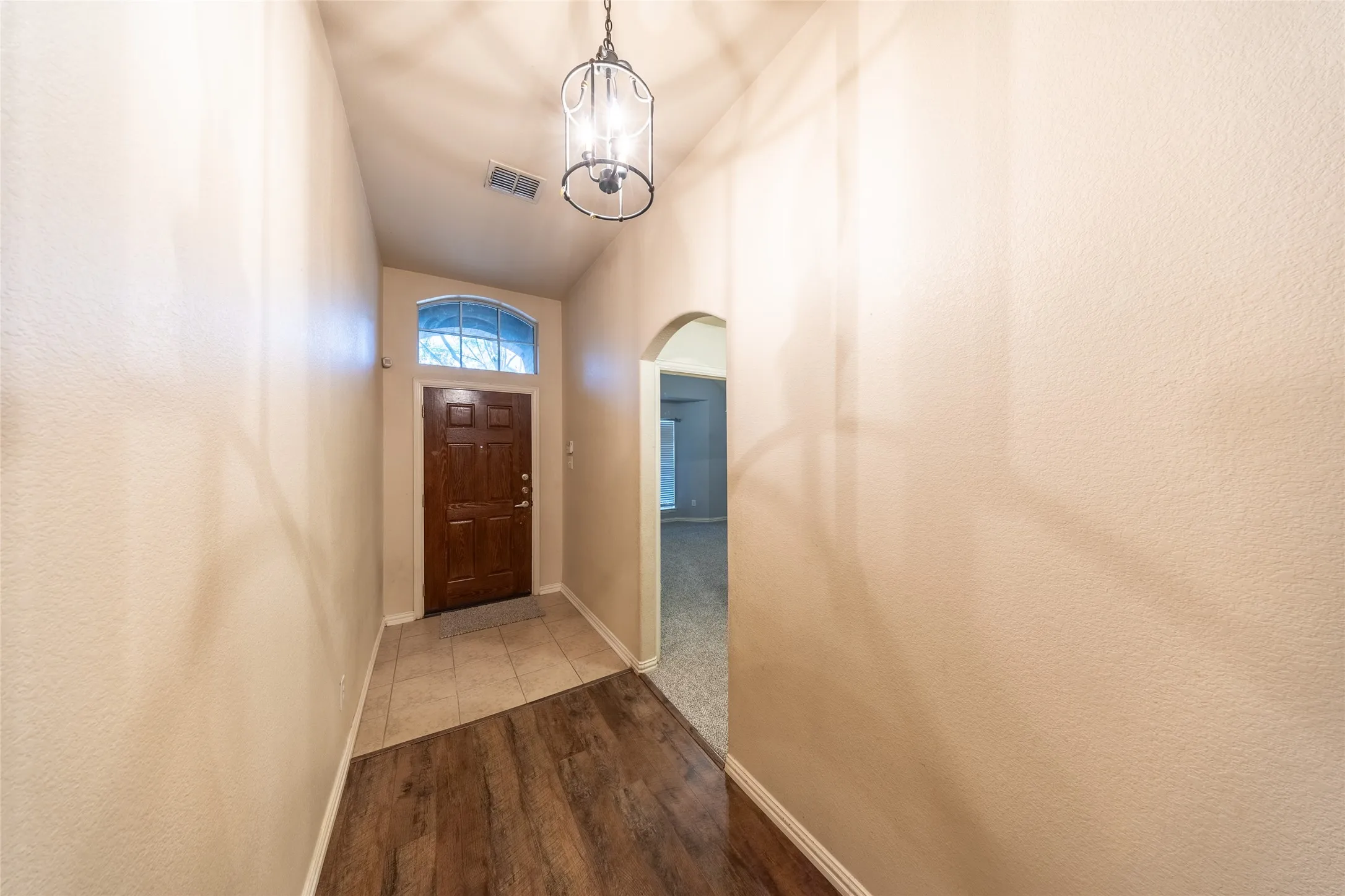 Single Family Residence For Rent in Collin County , 8100 Raven Court, Mc Kinney, Texas 75071, 3 Bedroom, 2 Bathroom, 2 Garage spaces, 1,716 Sqft, built in 2005, mls#21365046, Real Estate Agent in Mc Kinney, Homes For Rent in Collin county, Homes For Rent in Mc Kinney, Realtor in Mc Kinney Texas, Real Estate Brokerage Independent Realty Texas, Luminita Cordes Realtor