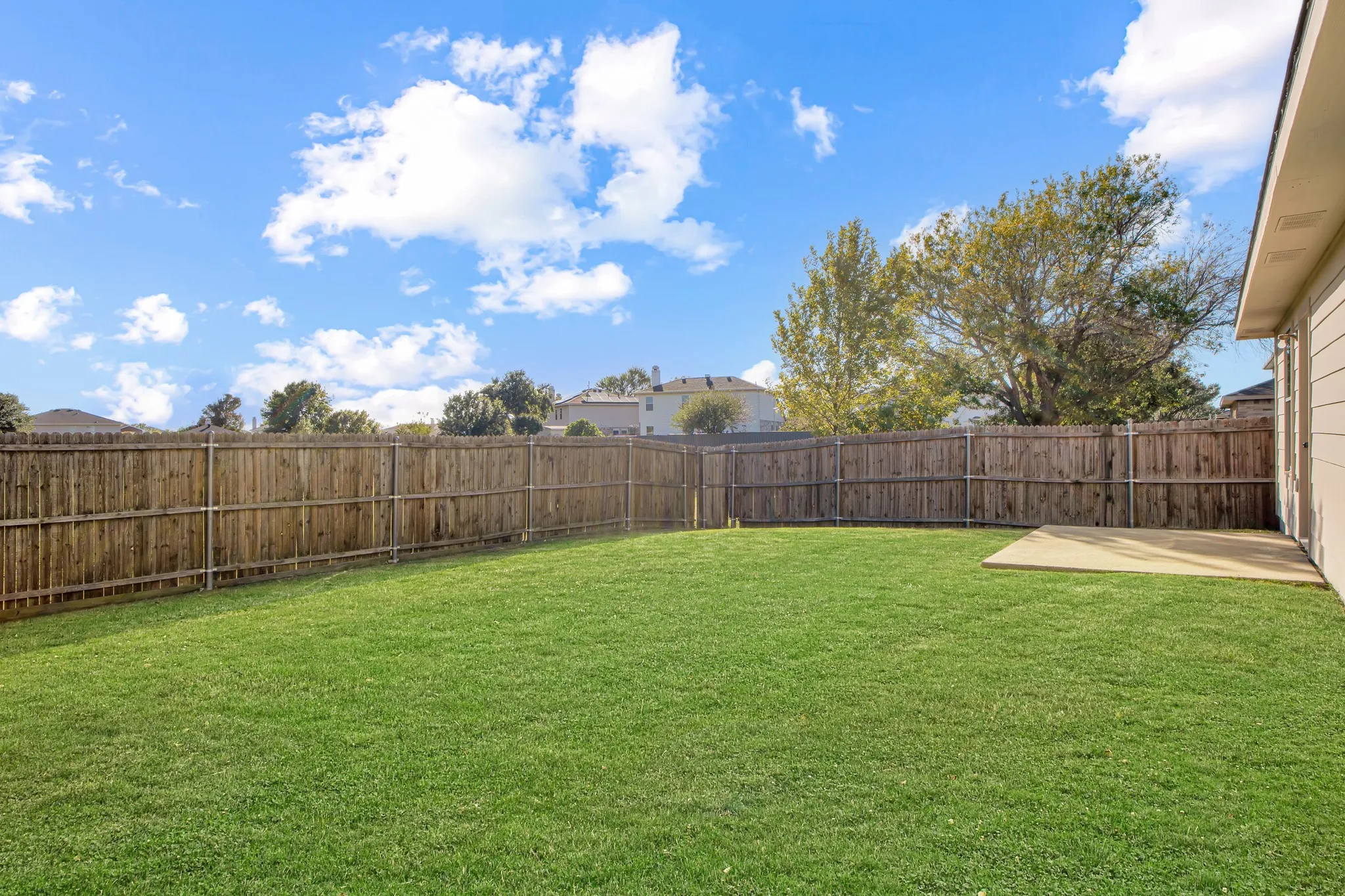 Single Family Residence For Sale in Denton County , 2260 White Oak Drive, Little Elm, Texas 75068, 3 Bedroom, 2 Bathroom, 2 Garage spaces, 1,868 Sqft, built in 2002, Price $355,000, mls#21355869, Real Estate Agent in Little Elm, Homes For Sale in Denton county, Homes For Sale in Little Elm, Realtor in Little Elm Texas, Real Estate Brokerage Independent Realty Texas, Luminita Cordes Realtor