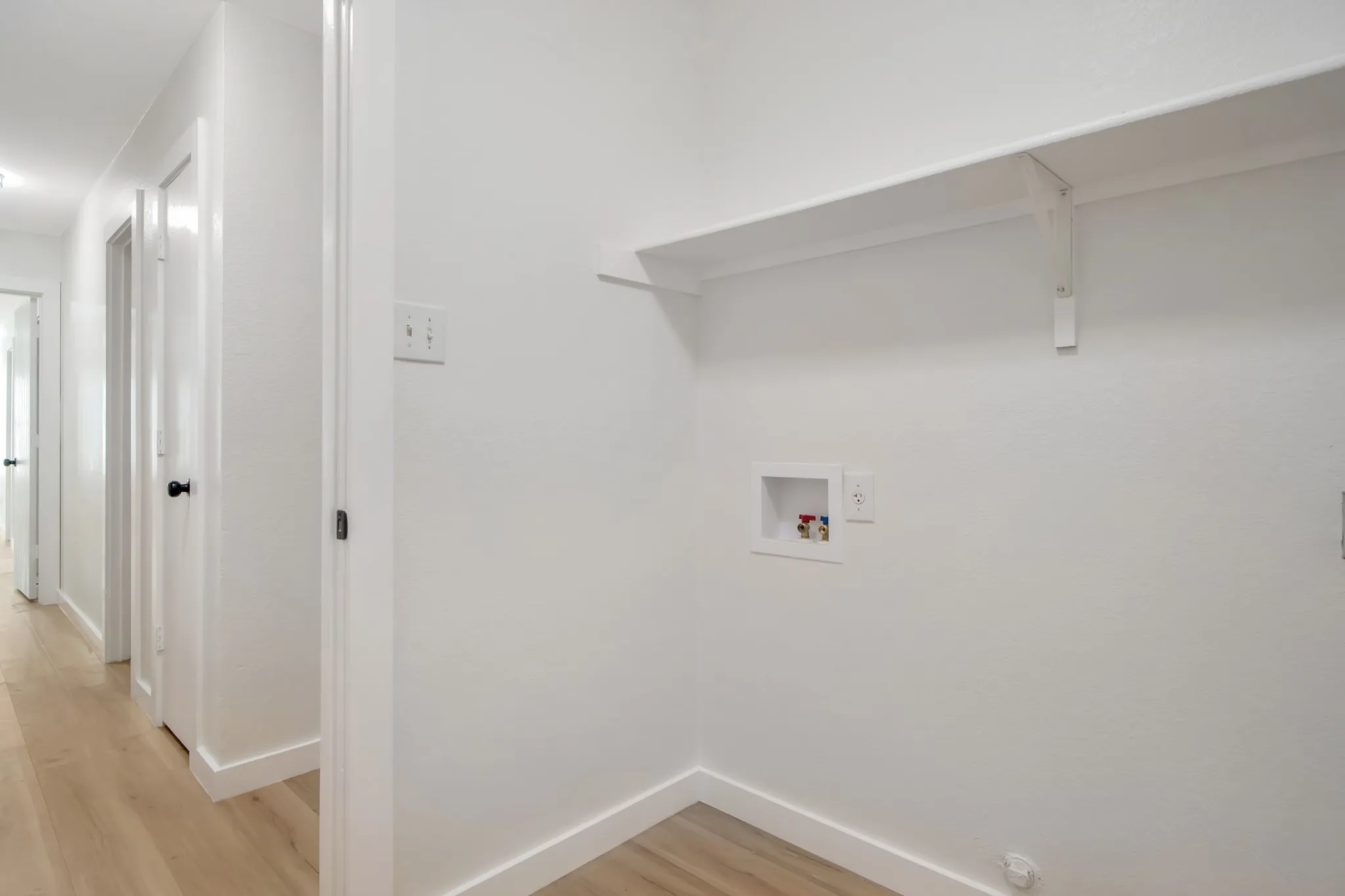 Wood-finish flooring, recessed lighting, and a ceiling fan with integrated light fixture