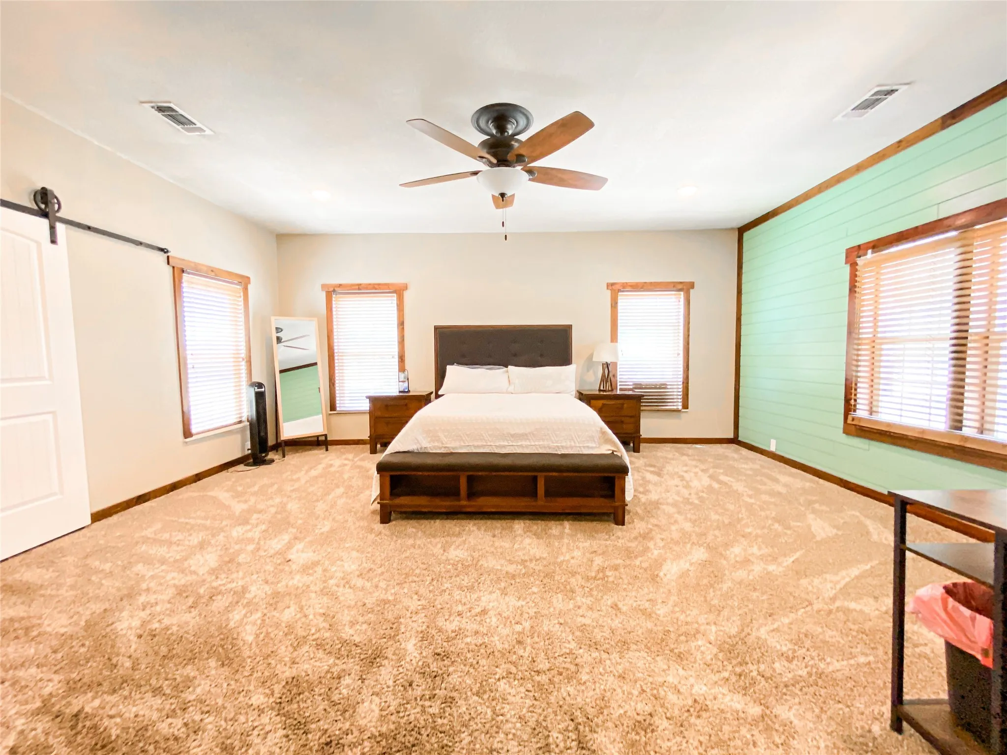 Single Family Residence For Sale in Callahan County , 2105 Fm 18, Clyde, Texas 79510, 2 Bedroom, 2 Bathroom, Garage spaces, 1,609 Sqft, built in 1945, mls#21365344, Real Estate Agent in Clyde, Homes For Sale in Callahan county, Homes For Sale in Clyde, Realtor in Clyde Texas, Real Estate Brokerage Independent Realty Texas, Luminita Cordes Realtor