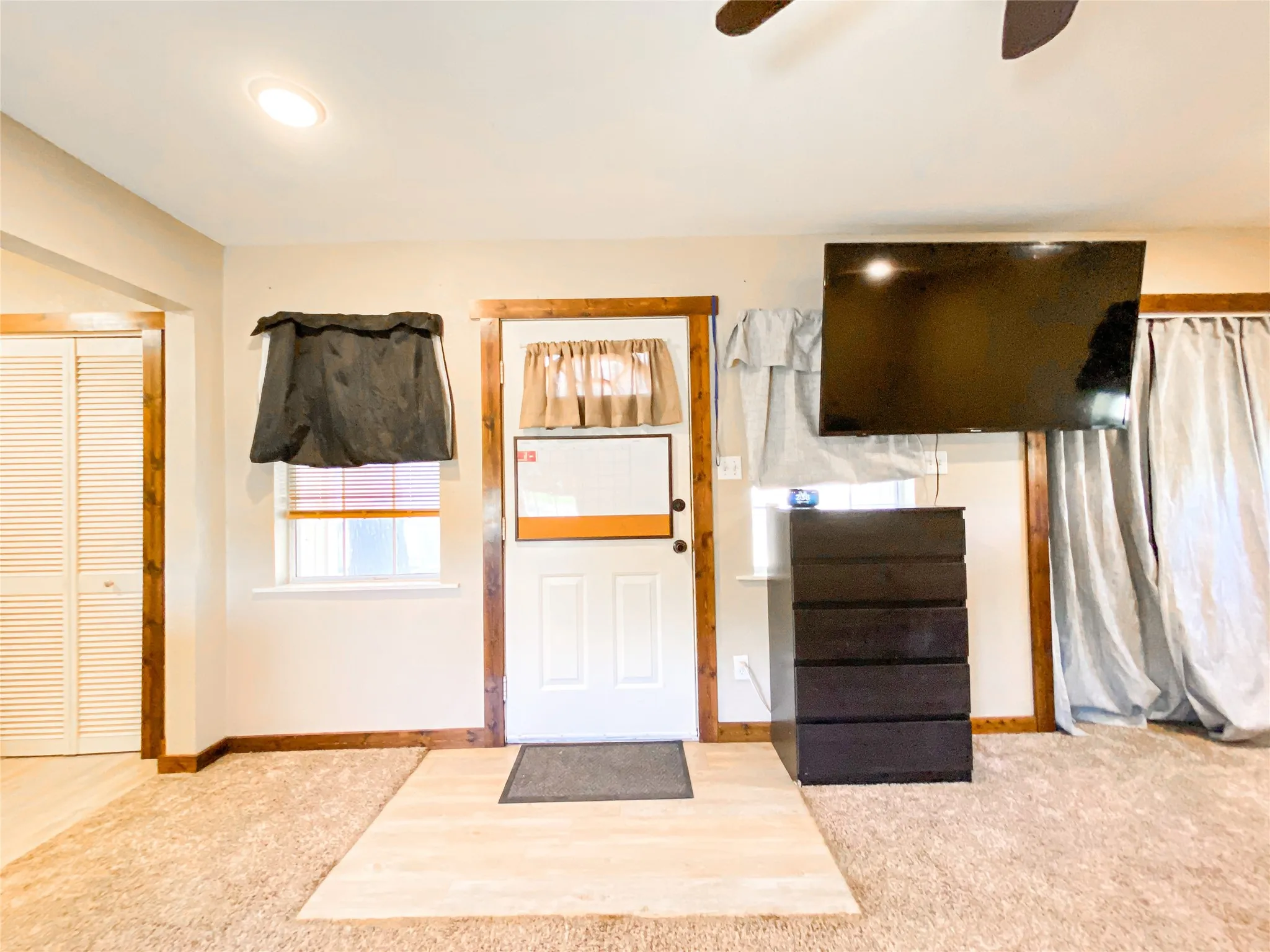 Single Family Residence For Sale in Callahan County , 2105 Fm 18, Clyde, Texas 79510, 2 Bedroom, 2 Bathroom, Garage spaces, 1,609 Sqft, built in 1945, mls#21365344, Real Estate Agent in Clyde, Homes For Sale in Callahan county, Homes For Sale in Clyde, Realtor in Clyde Texas, Real Estate Brokerage Independent Realty Texas, Luminita Cordes Realtor
