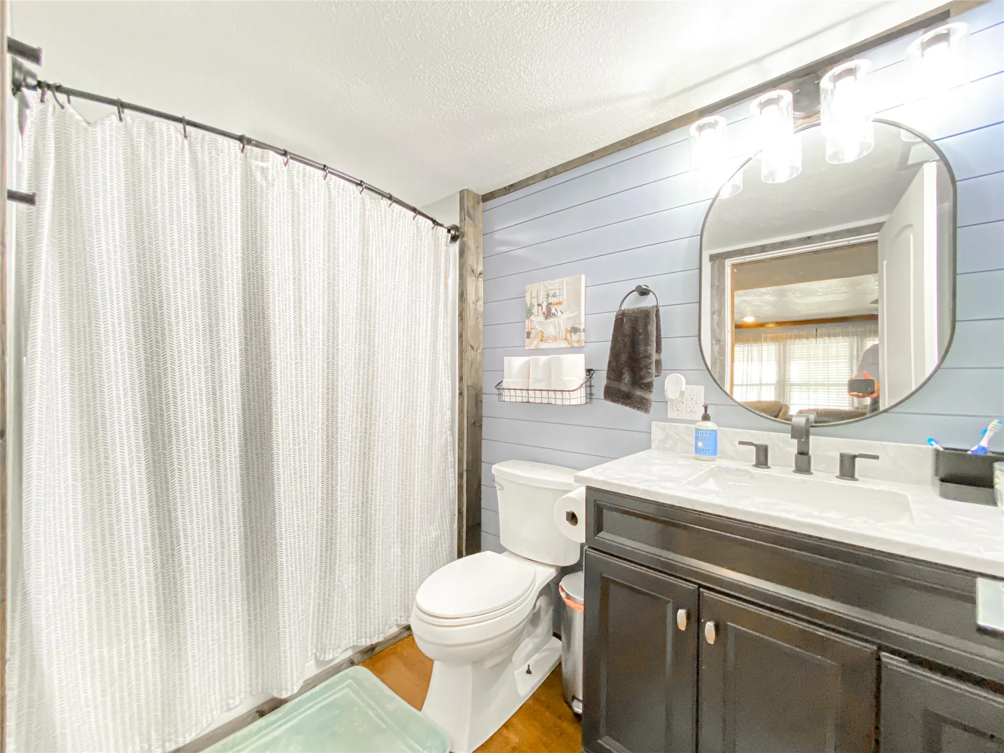 Single Family Residence For Sale in Callahan County , 2105 Fm 18, Clyde, Texas 79510, 2 Bedroom, 2 Bathroom, Garage spaces, 1,609 Sqft, built in 1945, mls#21365344, Real Estate Agent in Clyde, Homes For Sale in Callahan county, Homes For Sale in Clyde, Realtor in Clyde Texas, Real Estate Brokerage Independent Realty Texas, Luminita Cordes Realtor