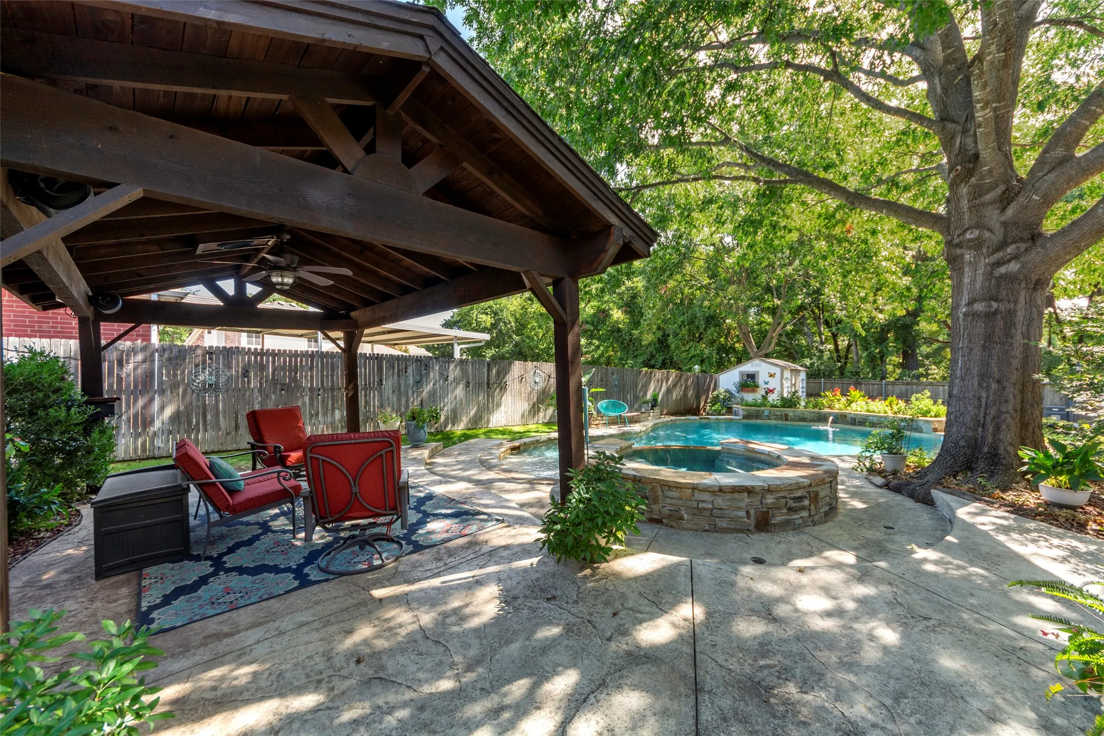 Single Family Residence For Sale in Collin County , 1507 Persimmon Court, Allen, Texas 75002, 4 Bedroom, 2 Bathroom, 2 Garage spaces, 2,669 Sqft, built in 1995, mls#21346278, Real Estate Agent in Allen, Homes For Sale in Collin county, Homes For Sale in Allen, Realtor in Allen Texas, Real Estate Brokerage Independent Realty Texas, Luminita Cordes Realtor