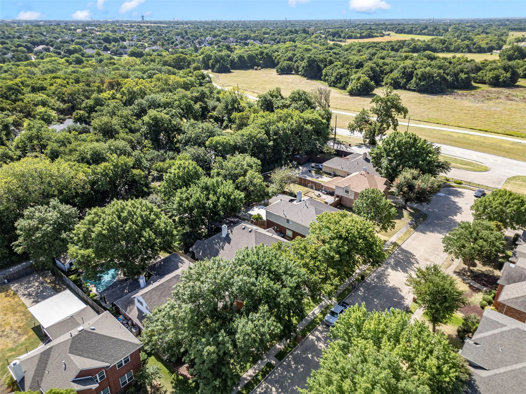 Single Family Residence For Sale in Collin County , 1507 Persimmon Court, Allen, Texas 75002, 4 Bedroom, 2 Bathroom, 2 Garage spaces, 2,669 Sqft, built in 1995, mls#21346278, Real Estate Agent in Allen, Homes For Sale in Collin county, Homes For Sale in Allen, Realtor in Allen Texas, Real Estate Brokerage Independent Realty Texas, Luminita Cordes Realtor