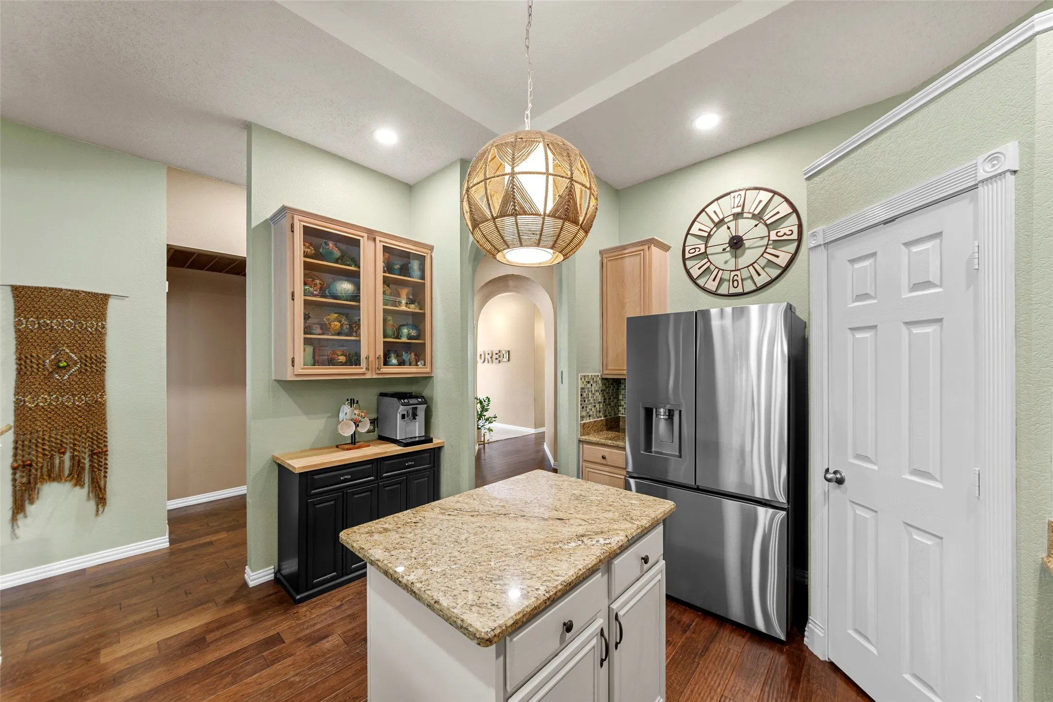 Single Family Residence For Sale in Collin County , 1507 Persimmon Court, Allen, Texas 75002, 4 Bedroom, 2 Bathroom, 2 Garage spaces, 2,669 Sqft, built in 1995, mls#21346278, Real Estate Agent in Allen, Homes For Sale in Collin county, Homes For Sale in Allen, Realtor in Allen Texas, Real Estate Brokerage Independent Realty Texas, Luminita Cordes Realtor