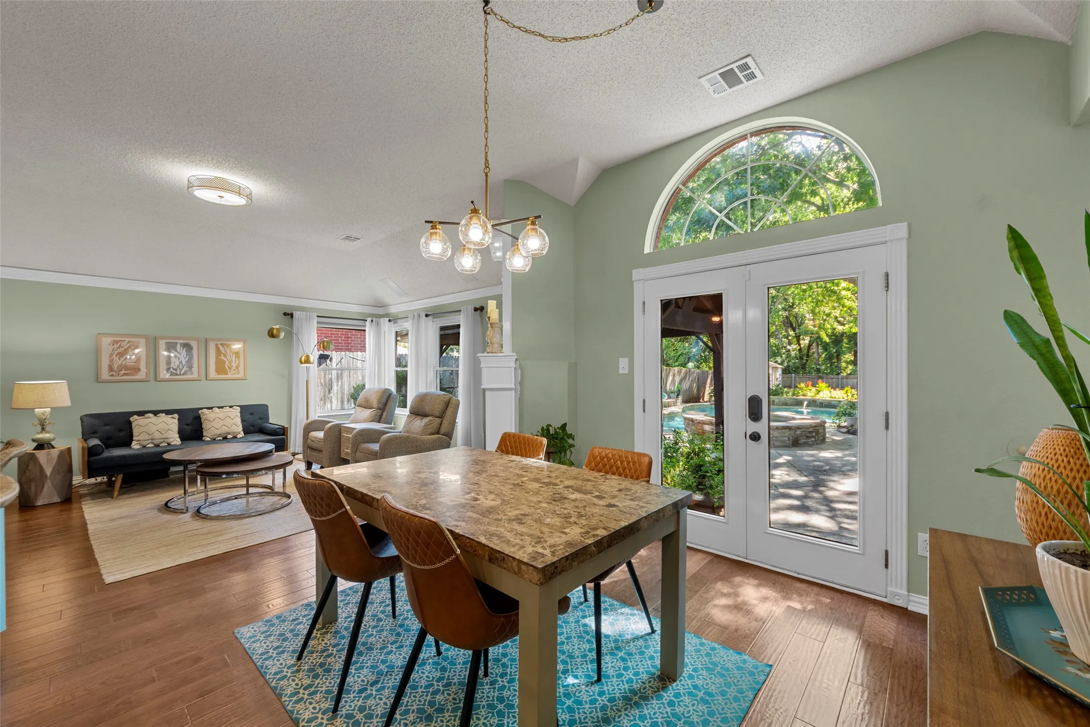 Single Family Residence For Sale in Collin County , 1507 Persimmon Court, Allen, Texas 75002, 4 Bedroom, 2 Bathroom, 2 Garage spaces, 2,669 Sqft, built in 1995, mls#21346278, Real Estate Agent in Allen, Homes For Sale in Collin county, Homes For Sale in Allen, Realtor in Allen Texas, Real Estate Brokerage Independent Realty Texas, Luminita Cordes Realtor