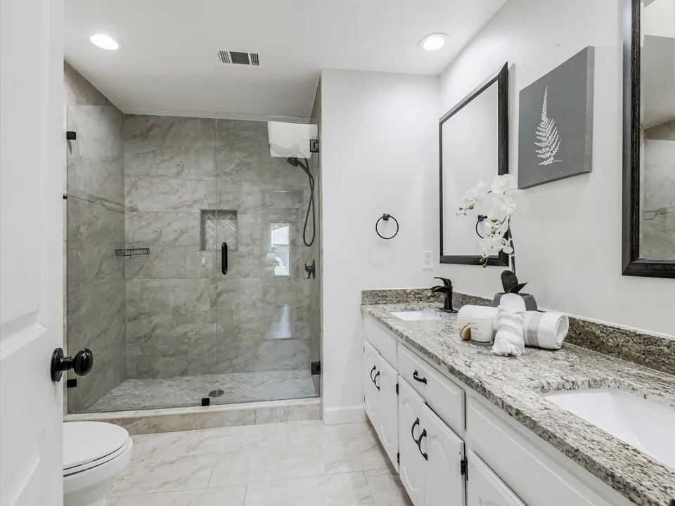 Single Family Residence For Sale in Collin County , 1724 Hearthstone Drive, Plano, Texas 75023, 3 Bedroom, 2 Bathroom, 2 Garage spaces, 1,821 Sqft, built in 1979, mls#21364950, Real Estate Agent in Plano, Homes For Sale in Collin county, Homes For Sale in Plano, Realtor in Plano Texas, Real Estate Brokerage Independent Realty Texas, Luminita Cordes Realtor
