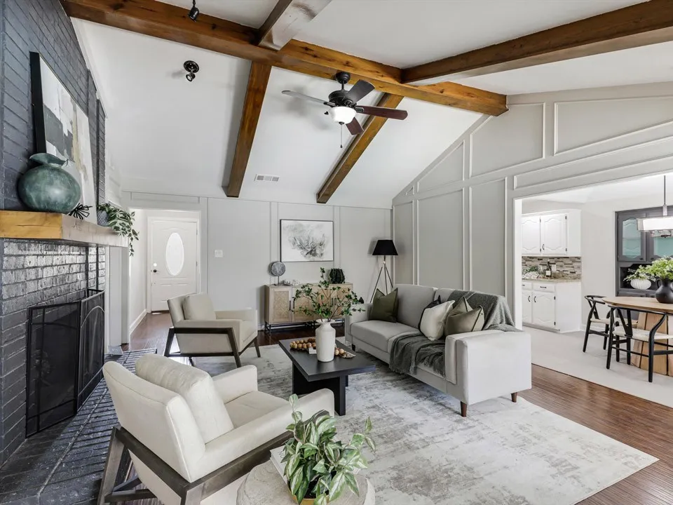 Single Family Residence For Sale in Collin County , 1724 Hearthstone Drive, Plano, Texas 75023, 3 Bedroom, 2 Bathroom, 2 Garage spaces, 1,821 Sqft, built in 1979, mls#21364950, Real Estate Agent in Plano, Homes For Sale in Collin county, Homes For Sale in Plano, Realtor in Plano Texas, Real Estate Brokerage Independent Realty Texas, Luminita Cordes Realtor