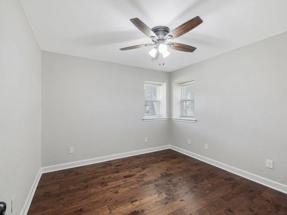 Single Family Residence For Sale in Collin County , 1724 Hearthstone Drive, Plano, Texas 75023, 3 Bedroom, 2 Bathroom, 2 Garage spaces, 1,821 Sqft, built in 1979, mls#21364950, Real Estate Agent in Plano, Homes For Sale in Collin county, Homes For Sale in Plano, Realtor in Plano Texas, Real Estate Brokerage Independent Realty Texas, Luminita Cordes Realtor