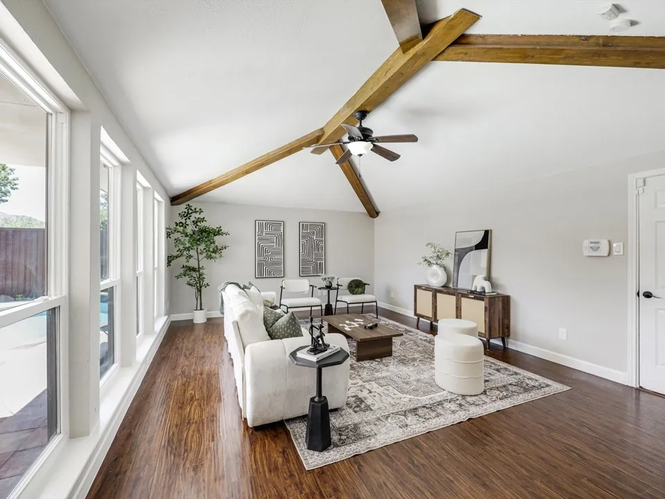 Single Family Residence For Sale in Collin County , 1724 Hearthstone Drive, Plano, Texas 75023, 3 Bedroom, 2 Bathroom, 2 Garage spaces, 1,821 Sqft, built in 1979, mls#21364950, Real Estate Agent in Plano, Homes For Sale in Collin county, Homes For Sale in Plano, Realtor in Plano Texas, Real Estate Brokerage Independent Realty Texas, Luminita Cordes Realtor