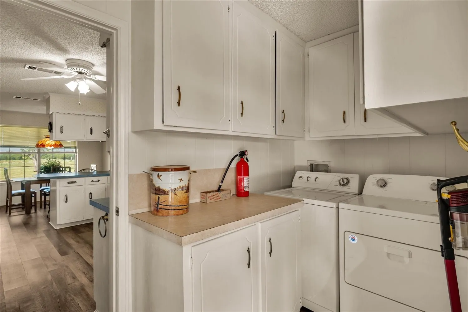 Single Family Residence For Sale in Hunt County , 368 Fm 1566 E, Greenville, Texas 75401, 3 Bedroom, 2 Bathroom, 2 Garage spaces, 1,771 Sqft, built in 1980, Price $425,000, mls#21365424, Real Estate Agent in Greenville, Homes For Sale in Hunt county, Homes For Sale in Greenville, Realtor in Greenville Texas, Real Estate Brokerage Independent Realty Texas, Luminita Cordes Realtor