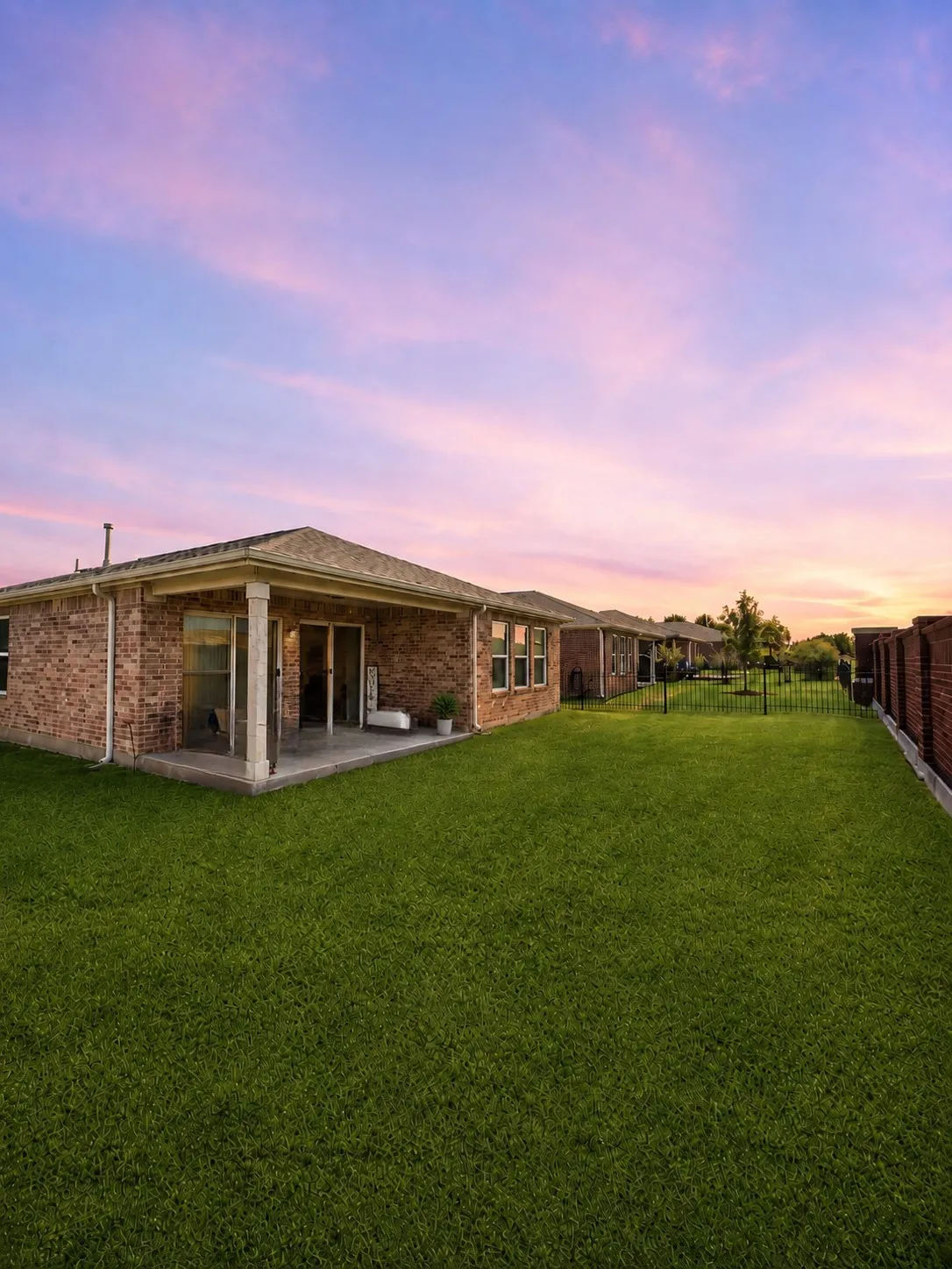 Single Family Residence For Sale in Denton County , 7759 Vistoso Drive, Frisco, Texas 75036, 3 Bedroom, 2 Bathroom, 2 Garage spaces, 1,467 Sqft, built in 2011, mls#21361660, Real Estate Agent in Frisco, Homes For Sale in Denton county, Homes For Sale in Frisco, Realtor in Frisco Texas, Real Estate Brokerage Independent Realty Texas, Luminita Cordes Realtor