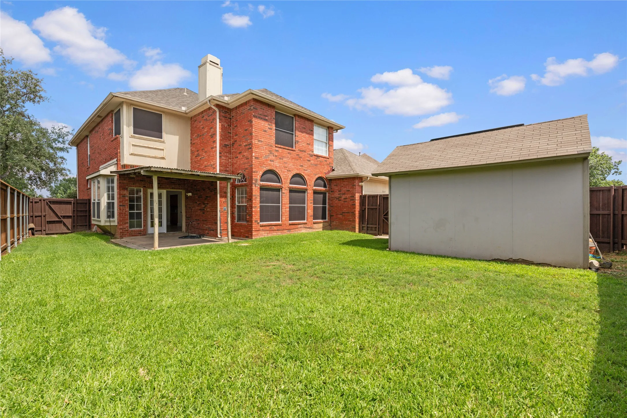 Single Family Residence For Rent in Denton County , 3607 Flagstone Drive, Carrollton, Texas 75007, 4 Bedroom, 4 Bathroom, 2 Garage spaces, 3,764 Sqft, built in 1993, mls#21365451, Real Estate Agent in Carrollton, Homes For Rent in Denton county, Homes For Rent in Carrollton, Realtor in Carrollton Texas, Real Estate Brokerage Independent Realty Texas, Luminita Cordes Realtor
