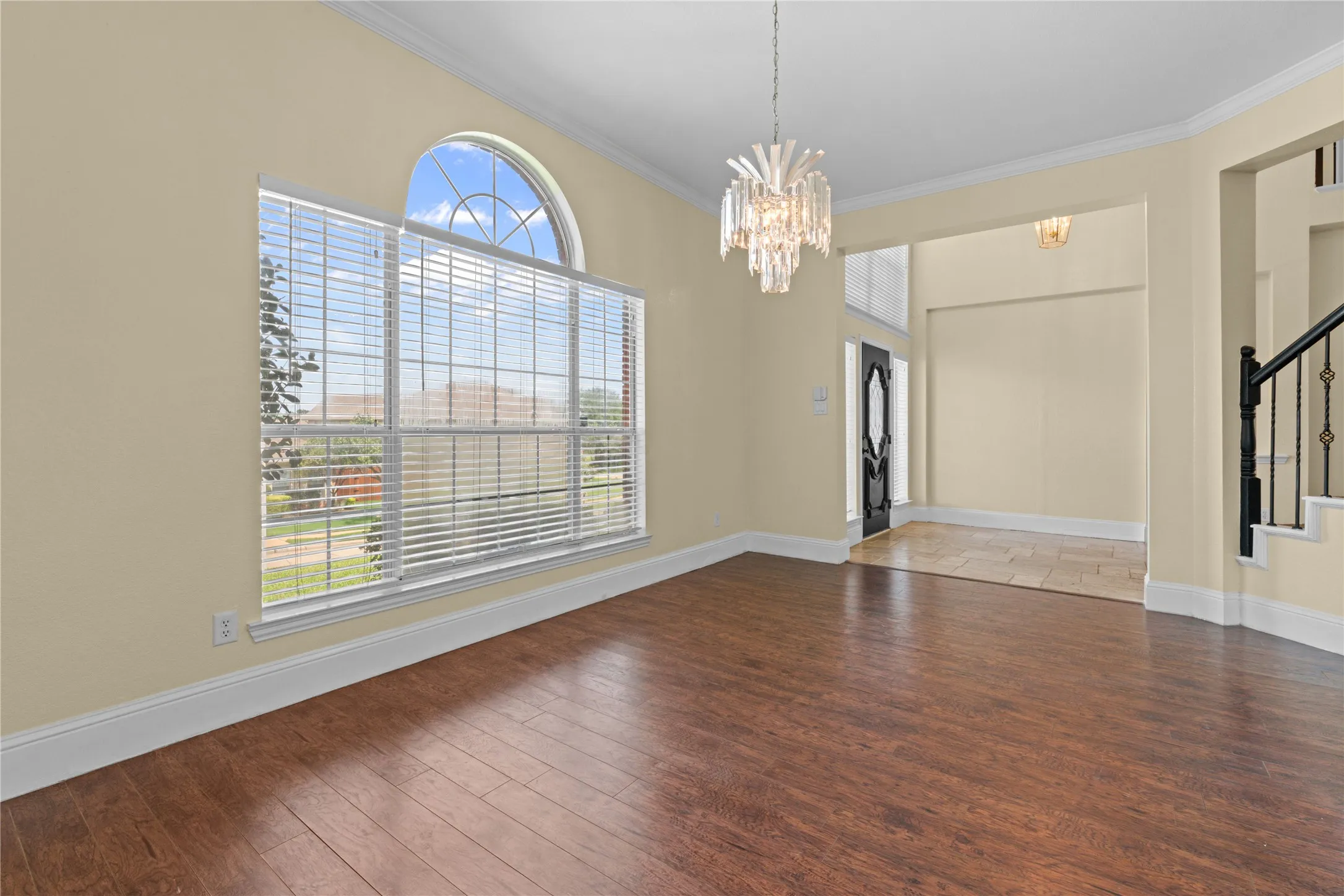 Single Family Residence For Rent in Denton County , 3607 Flagstone Drive, Carrollton, Texas 75007, 4 Bedroom, 4 Bathroom, 2 Garage spaces, 3,764 Sqft, built in 1993, mls#21365451, Real Estate Agent in Carrollton, Homes For Rent in Denton county, Homes For Rent in Carrollton, Realtor in Carrollton Texas, Real Estate Brokerage Independent Realty Texas, Luminita Cordes Realtor