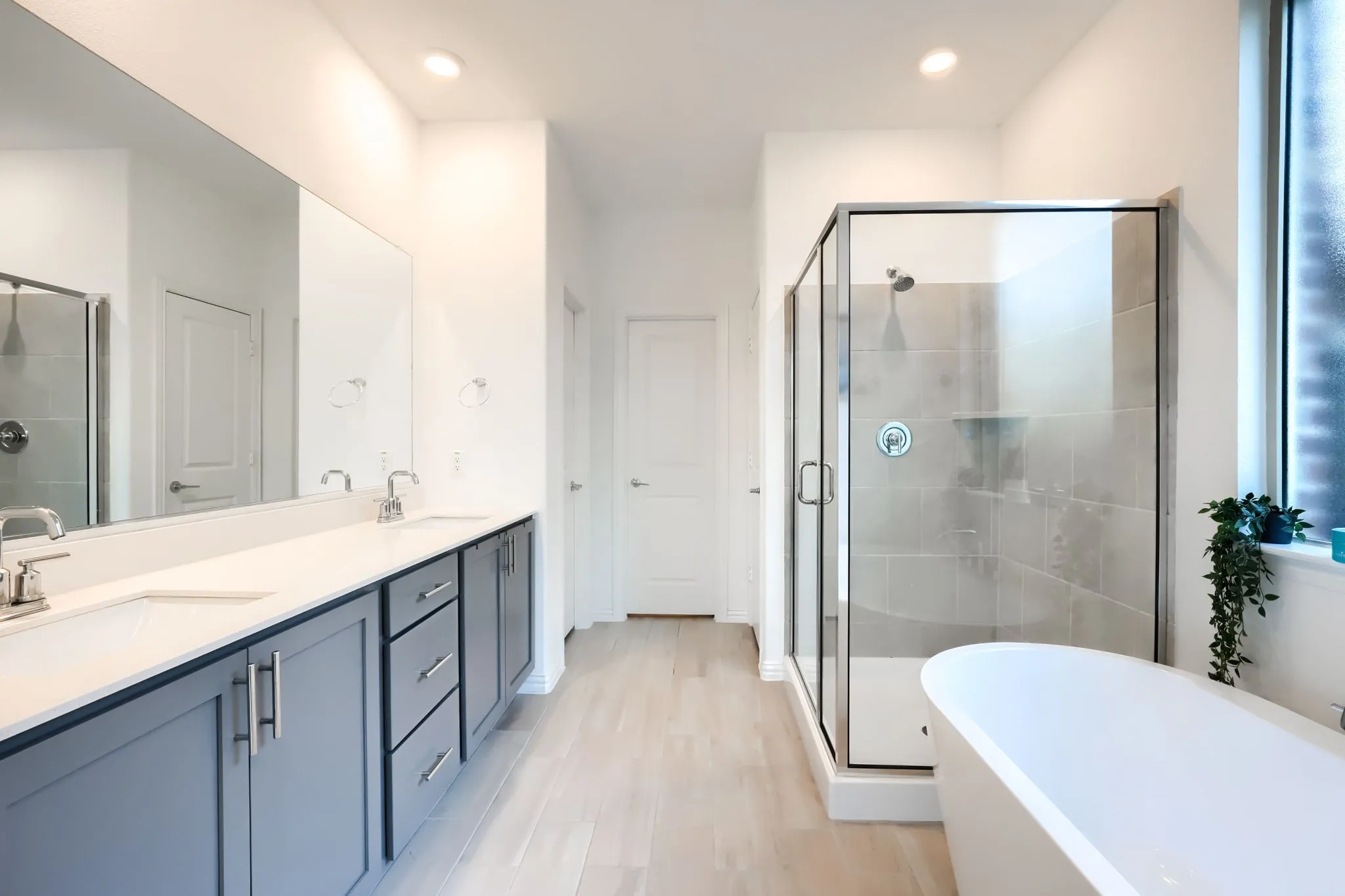 Single Family Residence For Rent in Denton County , 1124 Water Canna Drive, Justin, Texas 76247, 5 Bedroom, 5 Bathroom, 2 Garage spaces, 3,398 Sqft, built in 2024, mls#21365457, Real Estate Agent in Justin, Homes For Rent in Denton county, Homes For Rent in Justin, Realtor in Justin Texas, Real Estate Brokerage Independent Realty Texas, Luminita Cordes Realtor
