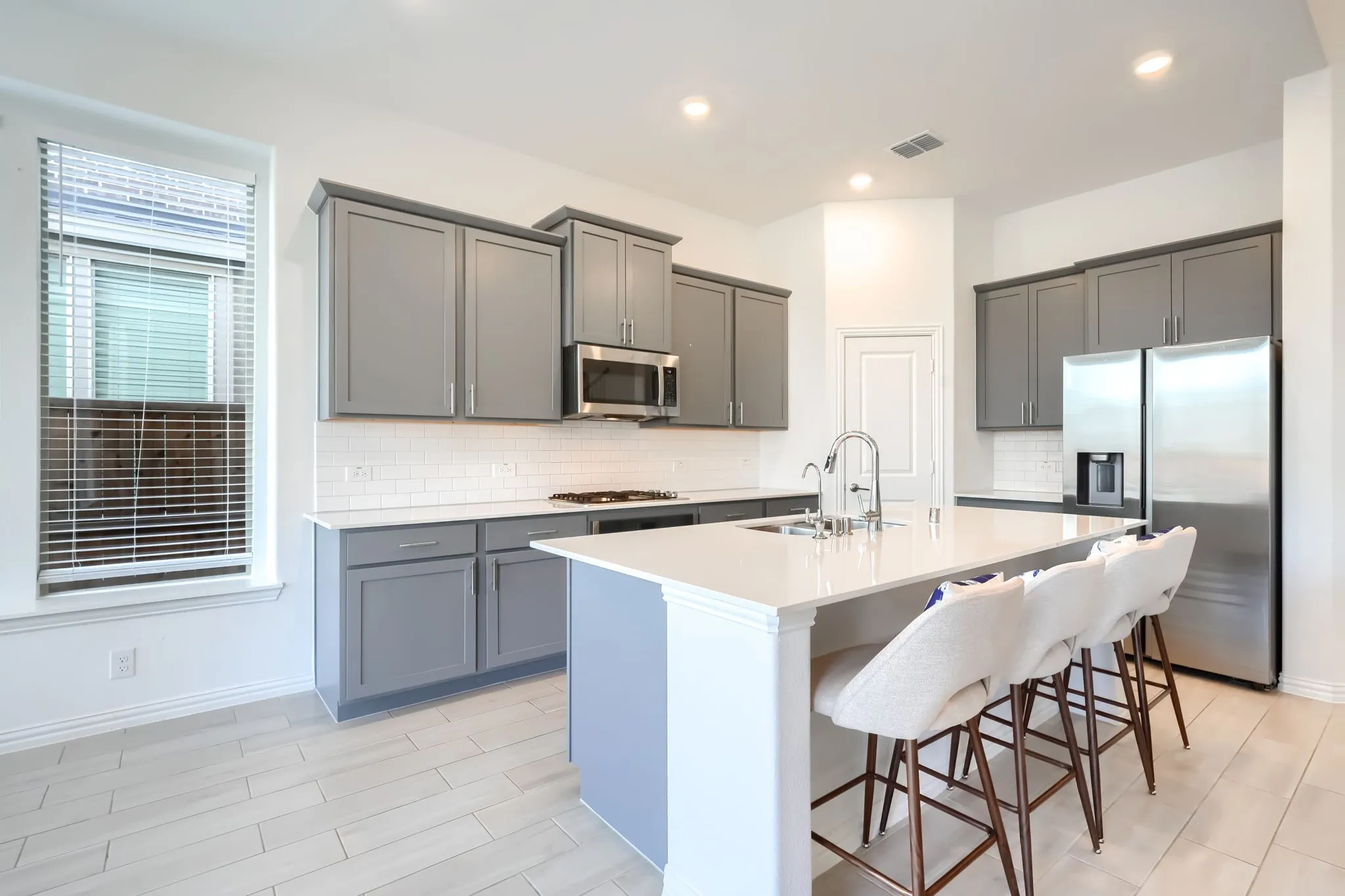 Single Family Residence For Rent in Denton County , 1124 Water Canna Drive, Justin, Texas 76247, 5 Bedroom, 5 Bathroom, 2 Garage spaces, 3,398 Sqft, built in 2024, mls#21365457, Real Estate Agent in Justin, Homes For Rent in Denton county, Homes For Rent in Justin, Realtor in Justin Texas, Real Estate Brokerage Independent Realty Texas, Luminita Cordes Realtor