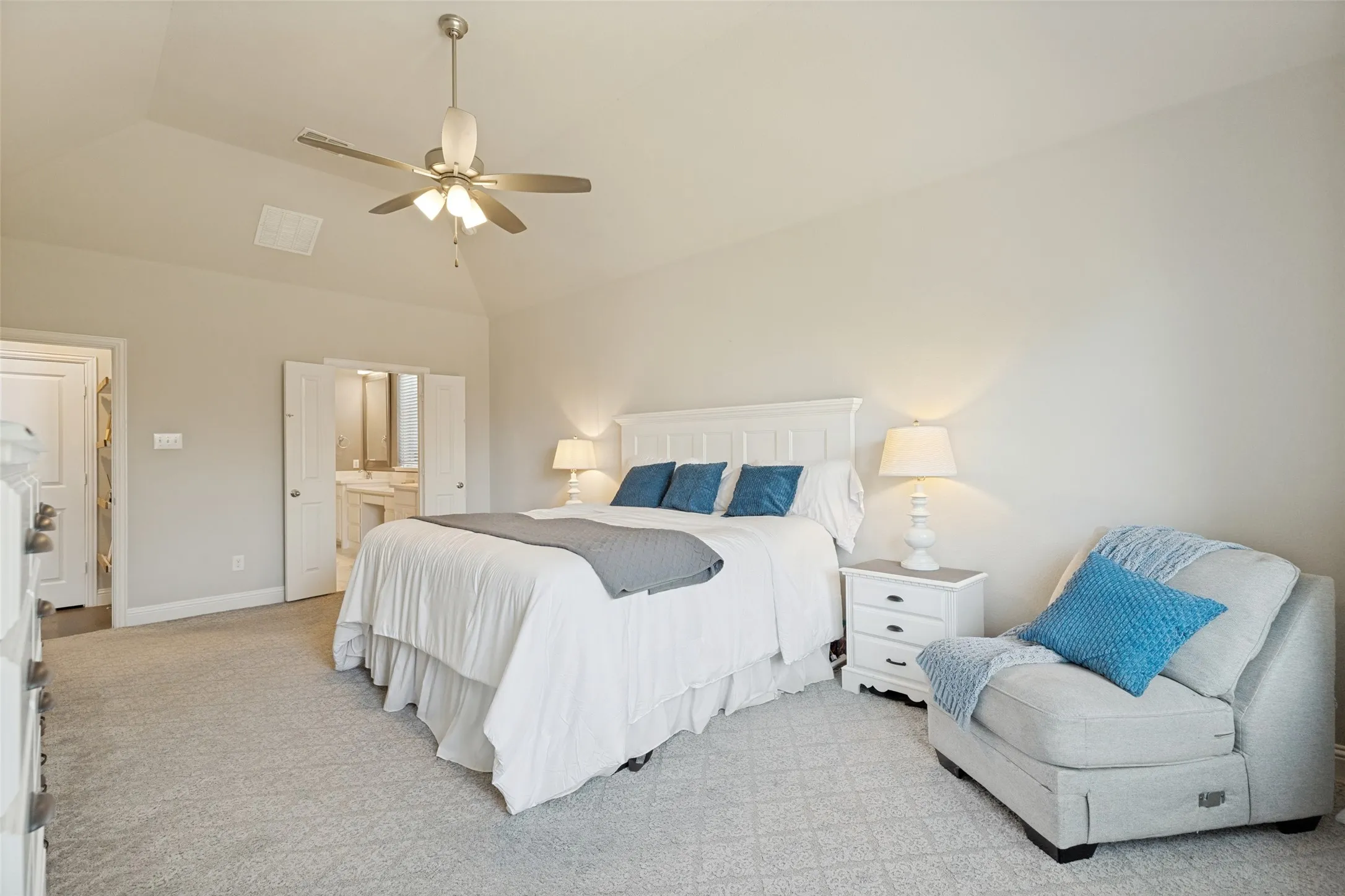 Single Family Residence For Sale in Collin County , 8620 Backwater Bay Cove, Mc Kinney, Texas 75071, 4 Bedroom, 3 Bathroom, 2 Garage spaces, 3,025 Sqft, built in 2019, mls#21364504, Real Estate Agent in Mc Kinney, Homes For Sale in Collin county, Homes For Sale in Mc Kinney, Realtor in Mc Kinney Texas, Real Estate Brokerage Independent Realty Texas, Luminita Cordes Realtor