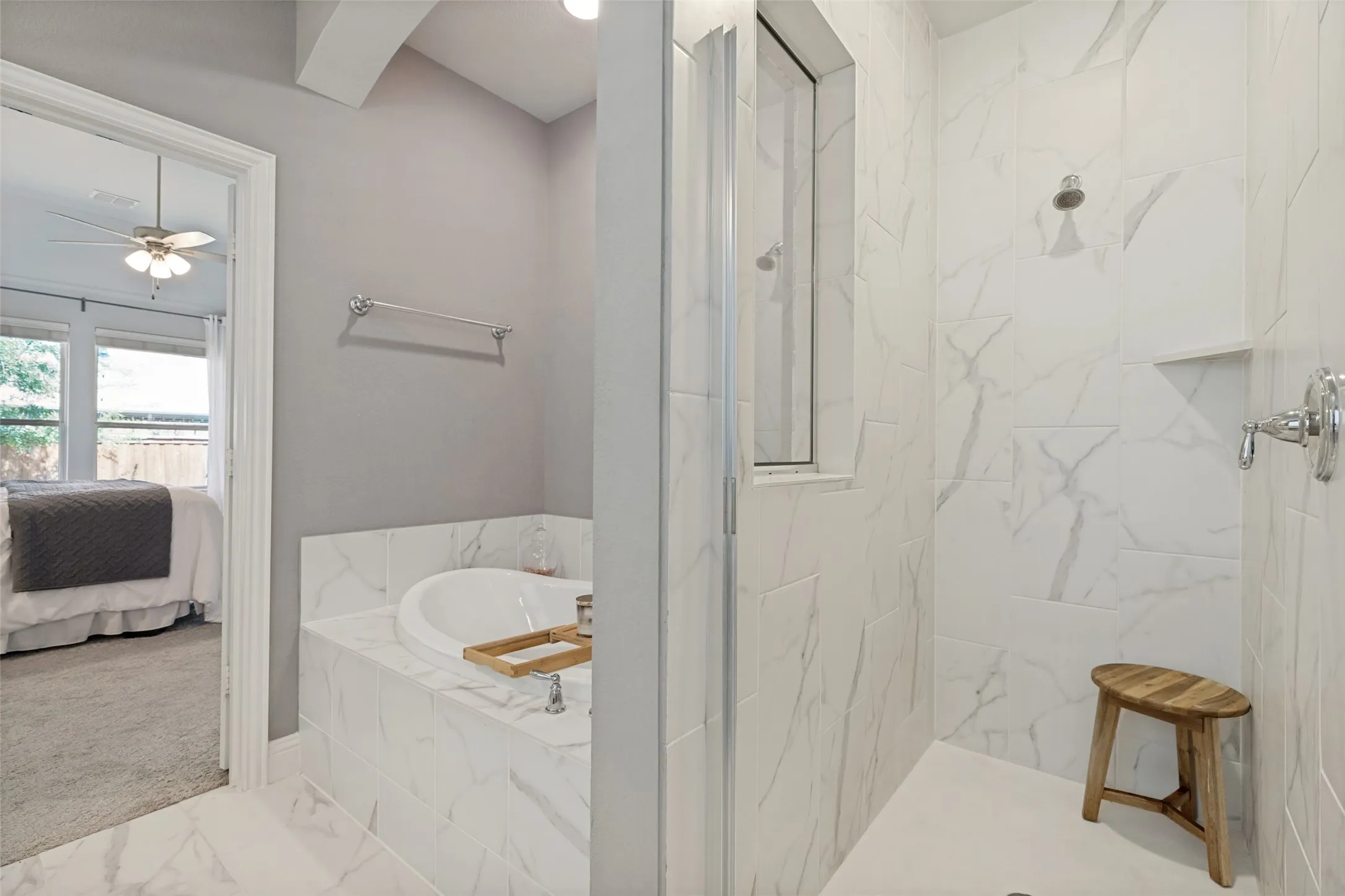 Single Family Residence For Sale in Collin County , 8620 Backwater Bay Cove, Mc Kinney, Texas 75071, 4 Bedroom, 3 Bathroom, 2 Garage spaces, 3,025 Sqft, built in 2019, mls#21364504, Real Estate Agent in Mc Kinney, Homes For Sale in Collin county, Homes For Sale in Mc Kinney, Realtor in Mc Kinney Texas, Real Estate Brokerage Independent Realty Texas, Luminita Cordes Realtor