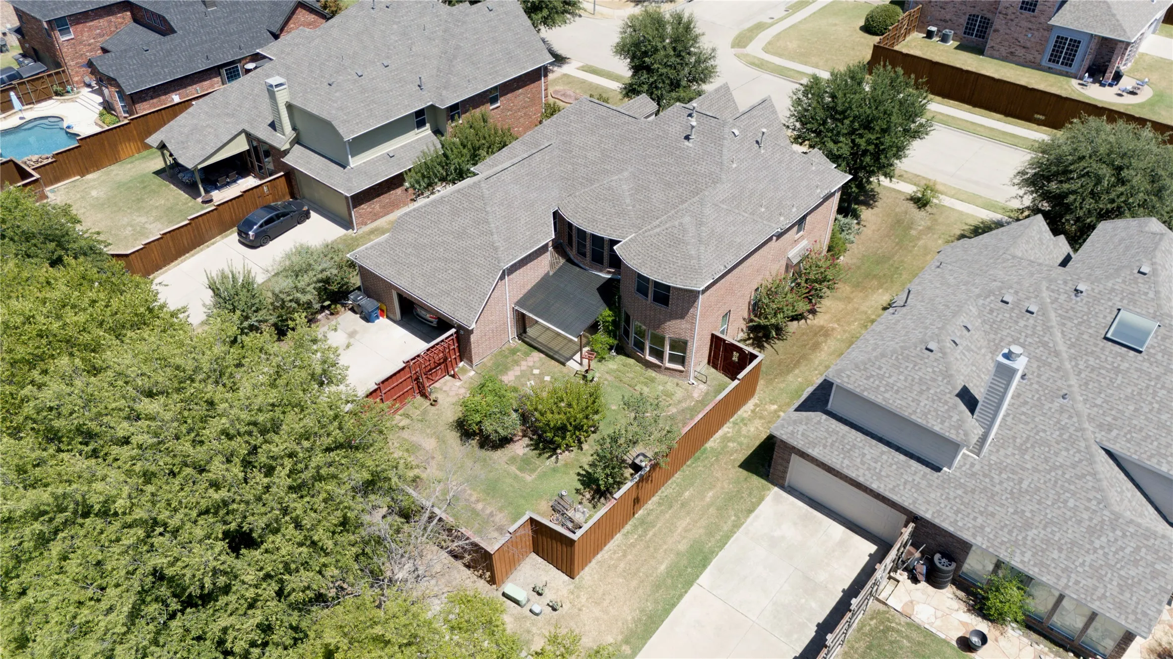 Single Family Residence For Sale in Collin County , 1615 Thornberry Drive, Wylie, Texas 75098, 4 Bedroom, 4 Bathroom, 2 Garage spaces, 3,584 Sqft, built in 2009, mls#21364803, Real Estate Agent in Wylie, Homes For Sale in Collin county, Homes For Sale in Wylie, Realtor in Wylie Texas, Real Estate Brokerage Independent Realty Texas, Luminita Cordes Realtor