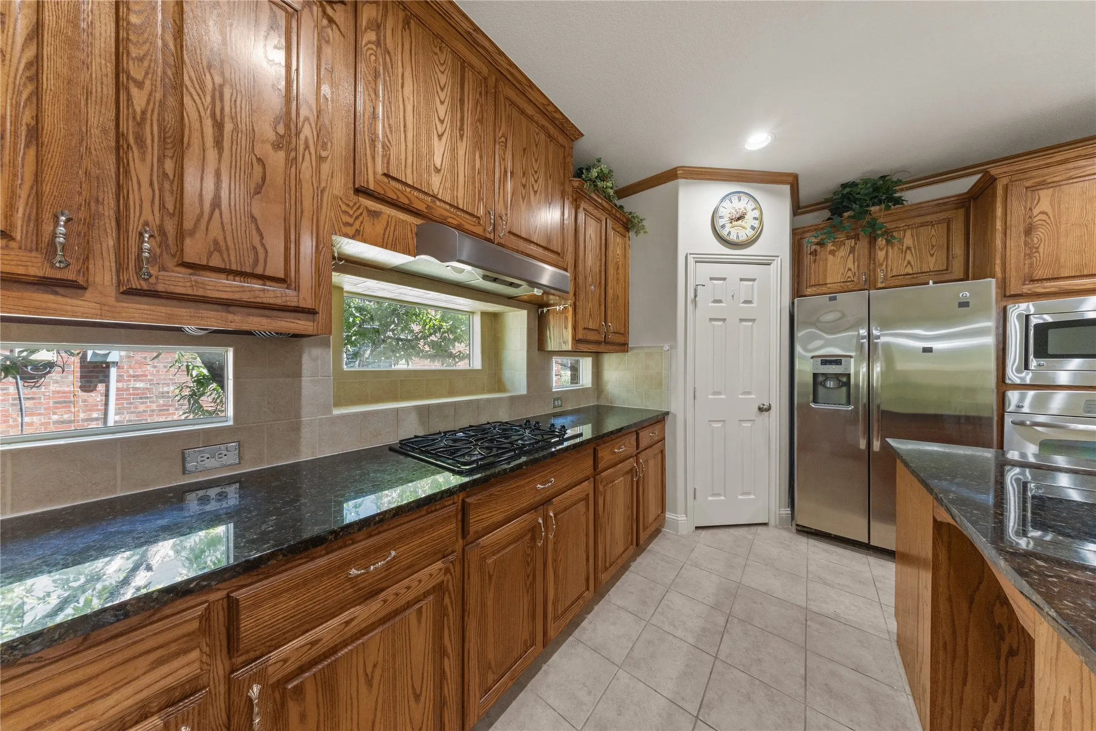 Single Family Residence For Sale in Collin County , 1615 Thornberry Drive, Wylie, Texas 75098, 4 Bedroom, 4 Bathroom, 2 Garage spaces, 3,584 Sqft, built in 2009, mls#21364803, Real Estate Agent in Wylie, Homes For Sale in Collin county, Homes For Sale in Wylie, Realtor in Wylie Texas, Real Estate Brokerage Independent Realty Texas, Luminita Cordes Realtor