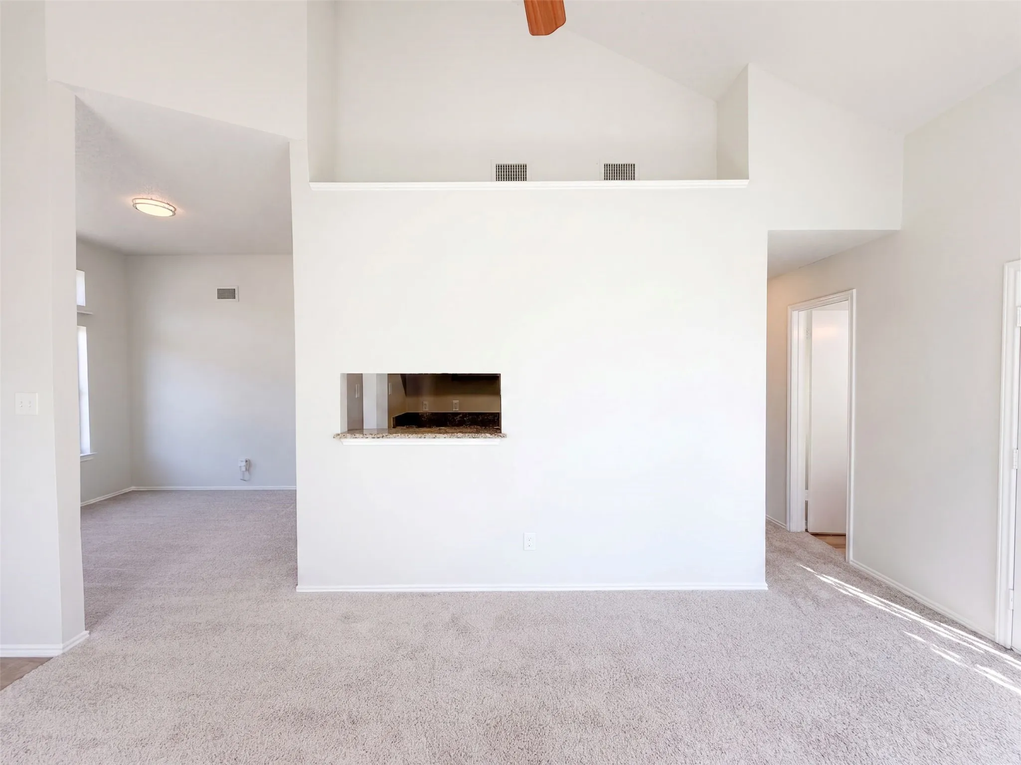 Single Family Residence For Sale in Tarrant County , 5624 Shady Springs Trail, Fort Worth, Texas 76179, 2 Bedroom, 1 Bathroom, 1 Garage spaces, 1,170 Sqft, built in 1987, mls#21365461, Real Estate Agent in Fort Worth, Homes For Sale in Tarrant county, Homes For Sale in Fort Worth, Realtor in Fort Worth Texas, Real Estate Brokerage Independent Realty Texas, Luminita Cordes Realtor