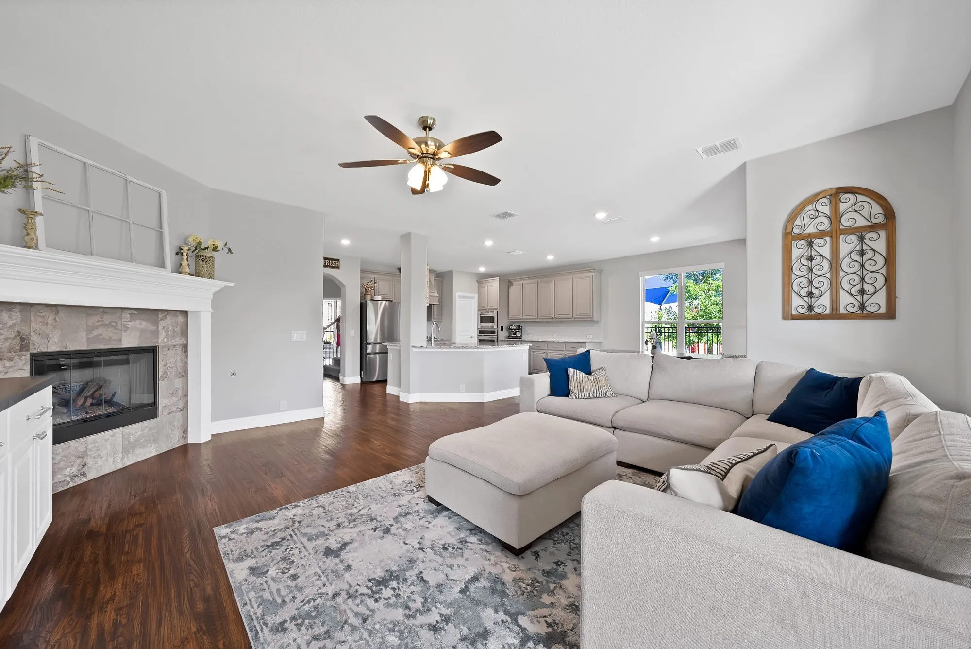 Single Family Residence For Sale in Collin County , 1330 Lantern Faith Drive, Wylie, Texas 75098, 4 Bedroom, 3 Bathroom, 2 Garage spaces, 3,034 Sqft, built in 2017, mls#21364264, Real Estate Agent in Wylie, Homes For Sale in Collin county, Homes For Sale in Wylie, Realtor in Wylie Texas, Real Estate Brokerage Independent Realty Texas, Luminita Cordes Realtor
