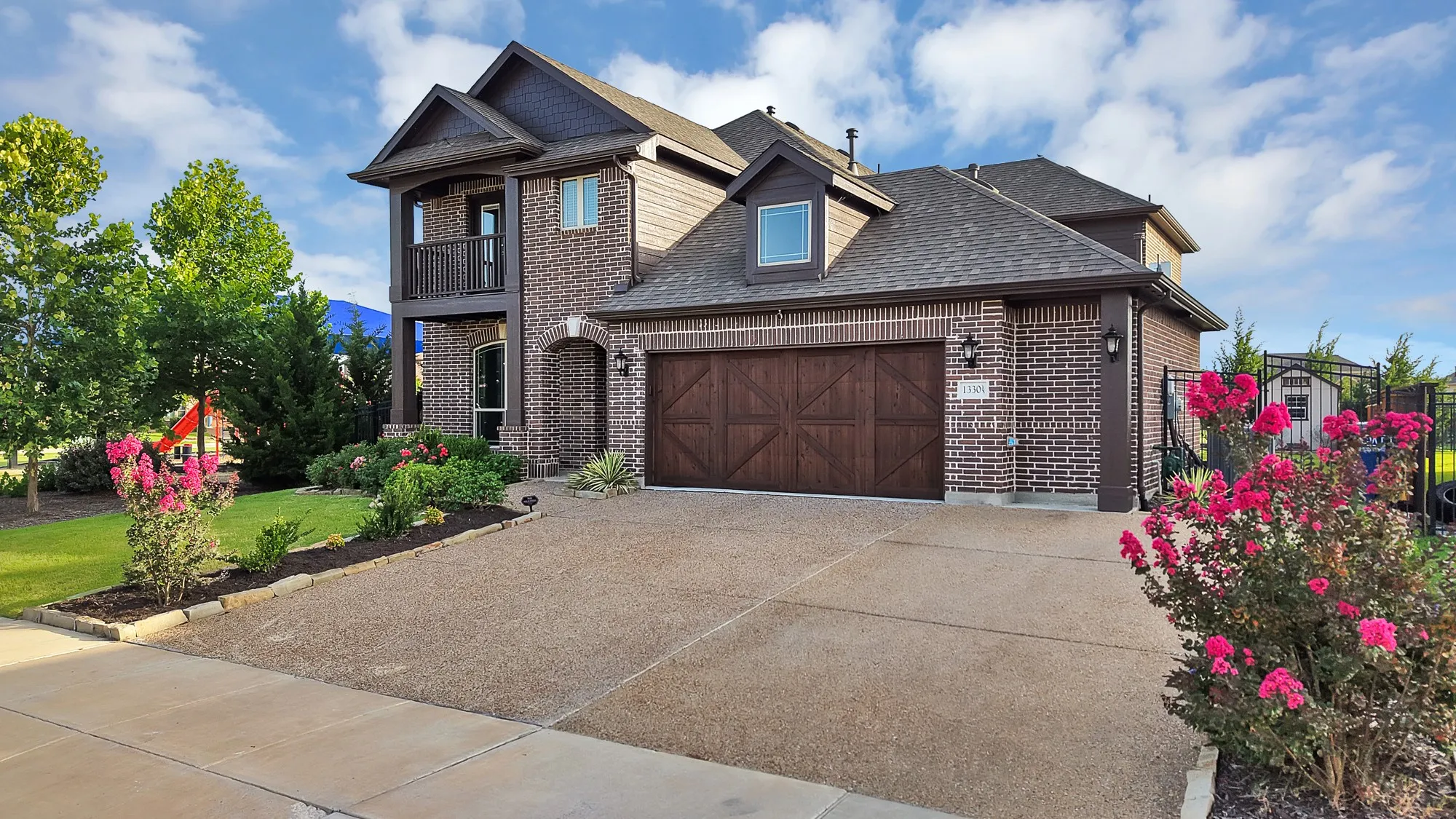 Single Family Residence For Sale in Collin County , 1330 Lantern Faith Drive, Wylie, Texas 75098, 4 Bedroom, 3 Bathroom, 2 Garage spaces, 3,034 Sqft, built in 2017, mls#21364264, Real Estate Agent in Wylie, Homes For Sale in Collin county, Homes For Sale in Wylie, Realtor in Wylie Texas, Real Estate Brokerage Independent Realty Texas, Luminita Cordes Realtor
