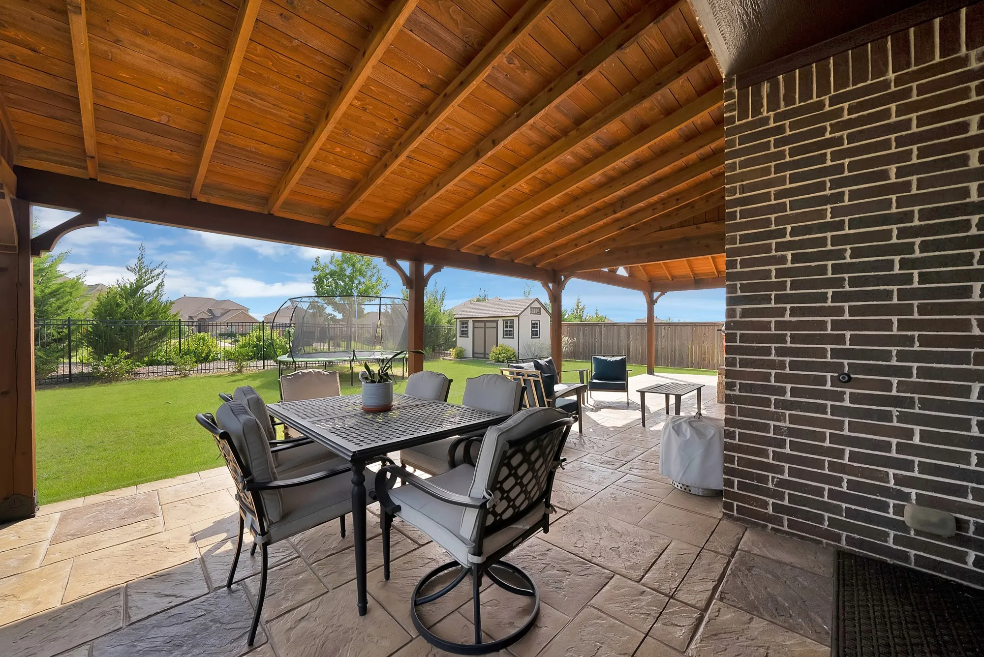 Single Family Residence For Sale in Collin County , 1330 Lantern Faith Drive, Wylie, Texas 75098, 4 Bedroom, 3 Bathroom, 2 Garage spaces, 3,034 Sqft, built in 2017, mls#21364264, Real Estate Agent in Wylie, Homes For Sale in Collin county, Homes For Sale in Wylie, Realtor in Wylie Texas, Real Estate Brokerage Independent Realty Texas, Luminita Cordes Realtor