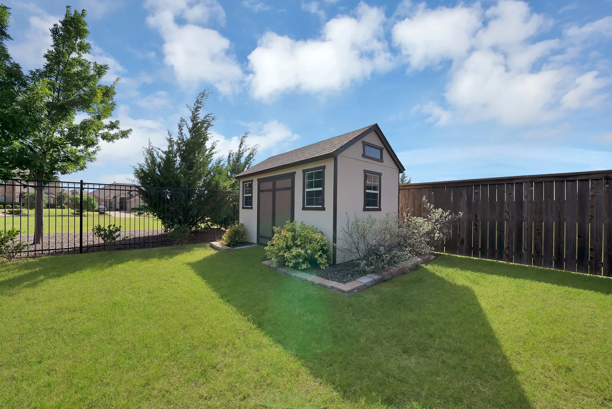 Single Family Residence For Sale in Collin County , 1330 Lantern Faith Drive, Wylie, Texas 75098, 4 Bedroom, 3 Bathroom, 2 Garage spaces, 3,034 Sqft, built in 2017, mls#21364264, Real Estate Agent in Wylie, Homes For Sale in Collin county, Homes For Sale in Wylie, Realtor in Wylie Texas, Real Estate Brokerage Independent Realty Texas, Luminita Cordes Realtor