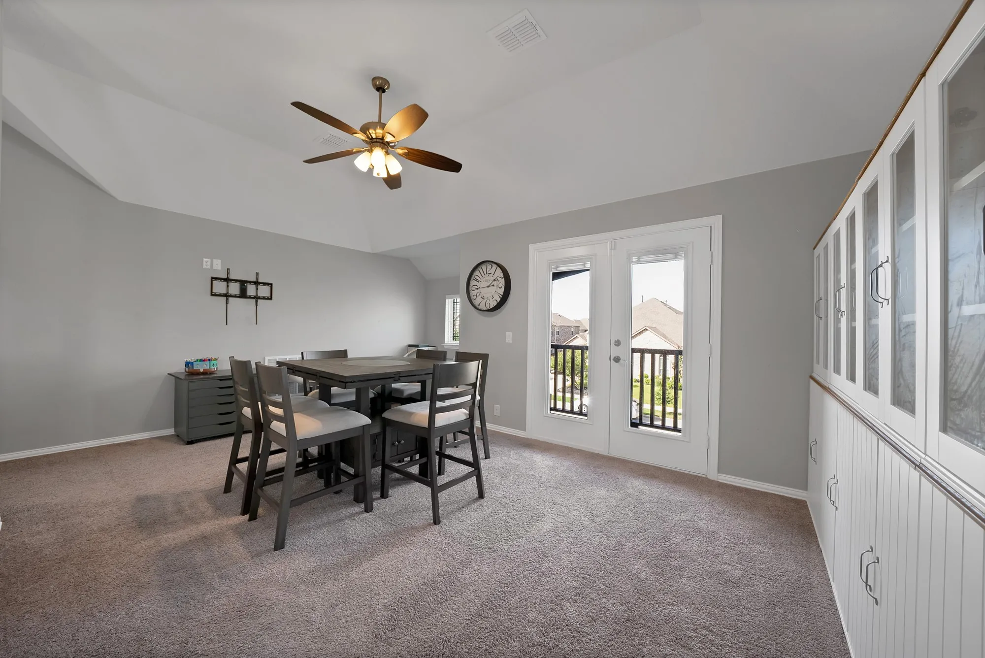 Single Family Residence For Sale in Collin County , 1330 Lantern Faith Drive, Wylie, Texas 75098, 4 Bedroom, 3 Bathroom, 2 Garage spaces, 3,034 Sqft, built in 2017, mls#21364264, Real Estate Agent in Wylie, Homes For Sale in Collin county, Homes For Sale in Wylie, Realtor in Wylie Texas, Real Estate Brokerage Independent Realty Texas, Luminita Cordes Realtor