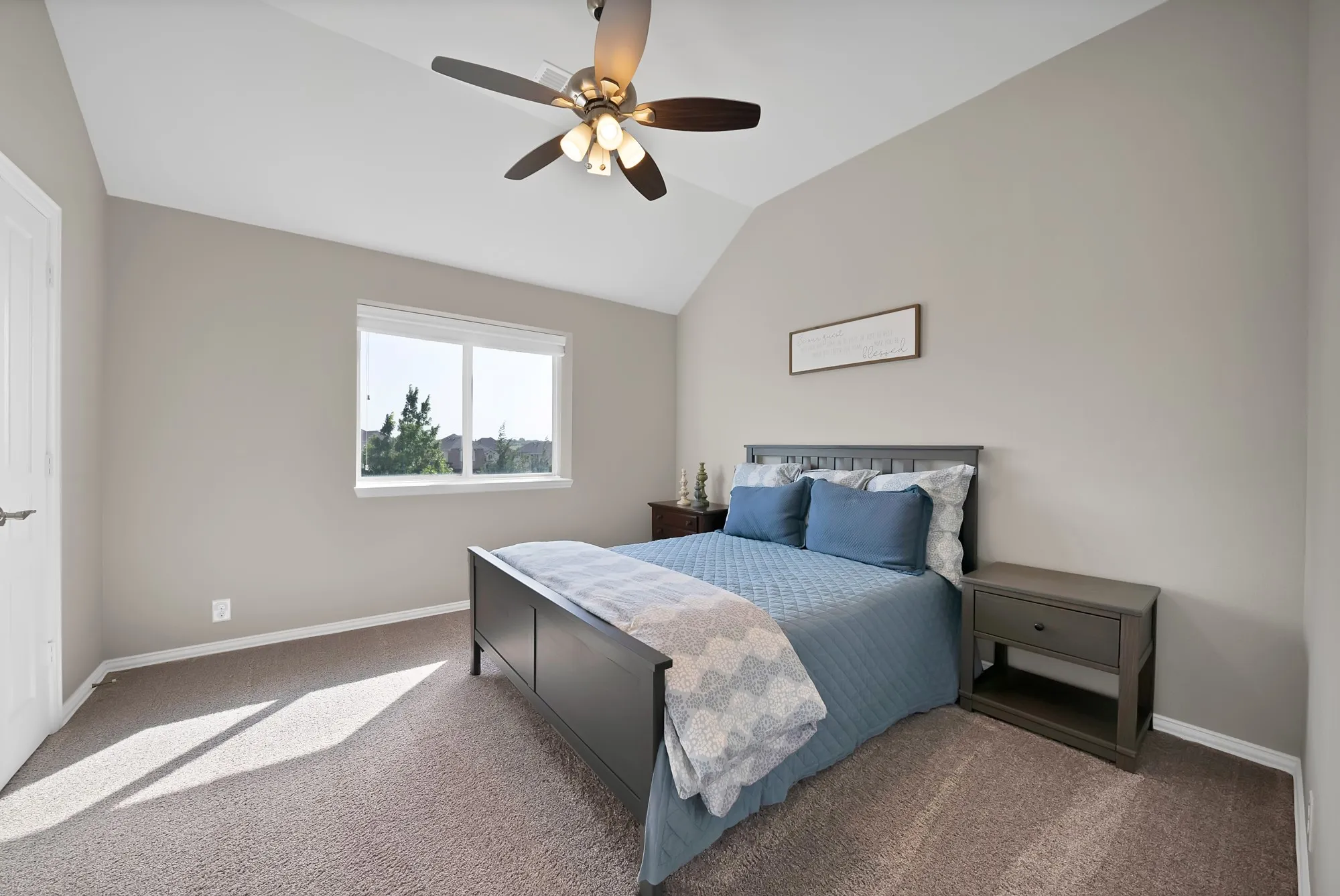 Single Family Residence For Sale in Collin County , 1330 Lantern Faith Drive, Wylie, Texas 75098, 4 Bedroom, 3 Bathroom, 2 Garage spaces, 3,034 Sqft, built in 2017, mls#21364264, Real Estate Agent in Wylie, Homes For Sale in Collin county, Homes For Sale in Wylie, Realtor in Wylie Texas, Real Estate Brokerage Independent Realty Texas, Luminita Cordes Realtor