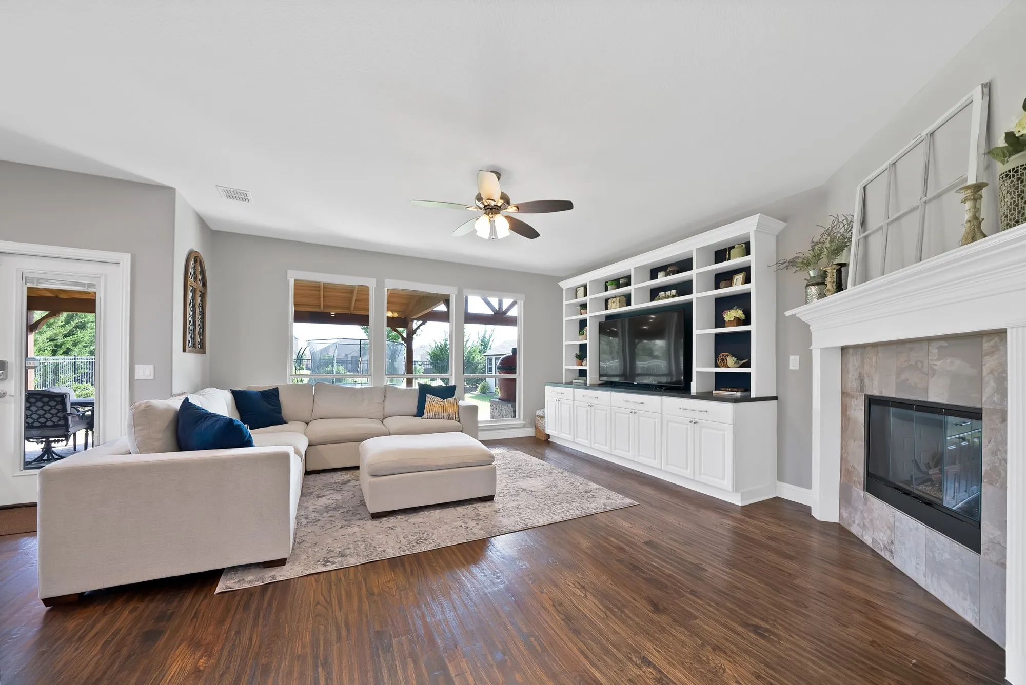Single Family Residence For Sale in Collin County , 1330 Lantern Faith Drive, Wylie, Texas 75098, 4 Bedroom, 3 Bathroom, 2 Garage spaces, 3,034 Sqft, built in 2017, mls#21364264, Real Estate Agent in Wylie, Homes For Sale in Collin county, Homes For Sale in Wylie, Realtor in Wylie Texas, Real Estate Brokerage Independent Realty Texas, Luminita Cordes Realtor