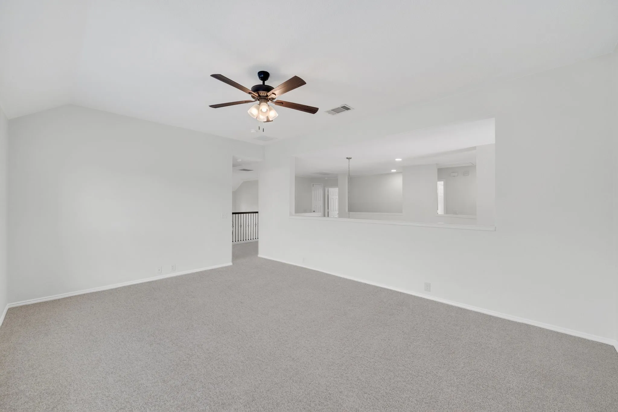 Single Family Residence For Sale in Denton County , 11070 Sonterra Lane, Frisco, Texas 75033, 5 Bedroom, 4 Bathroom, 3 Garage spaces, 3,449 Sqft, built in 2004, mls#21364257, Real Estate Agent in Frisco, Homes For Sale in Denton county, Homes For Sale in Frisco, Realtor in Frisco Texas, Real Estate Brokerage Independent Realty Texas, Luminita Cordes Realtor