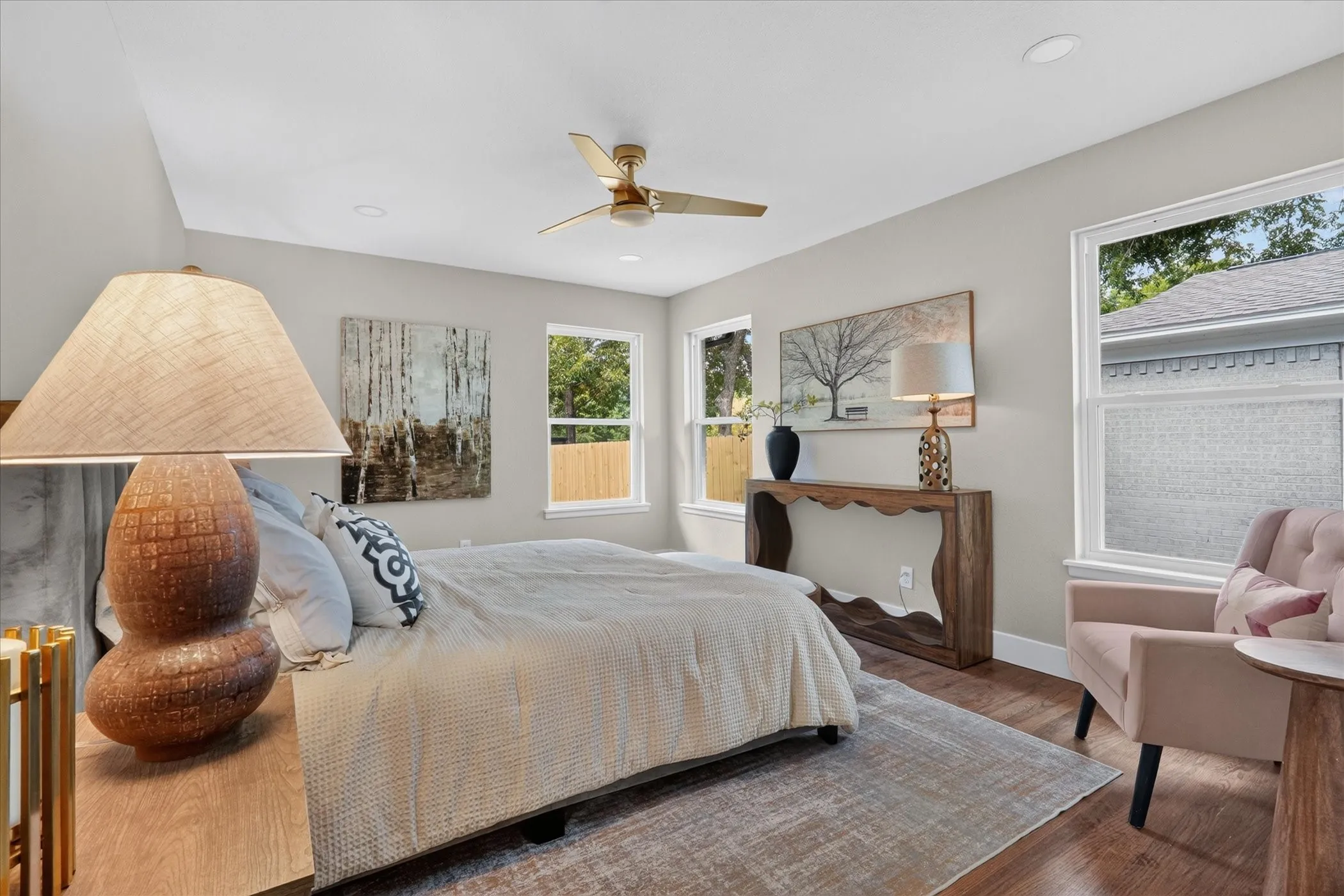 Single Family Residence For Sale in Dallas County , 2208 Springhill Drive, Dallas, Texas 75228, 3 Bedroom, 2 Bathroom, 1 Garage spaces, 1,344 Sqft, built in 1954, mls#21364860, Real Estate Agent in Dallas, Homes For Sale in Dallas county, Homes For Sale in Dallas, Realtor in Dallas Texas, Real Estate Brokerage Independent Realty Texas, Luminita Cordes Realtor