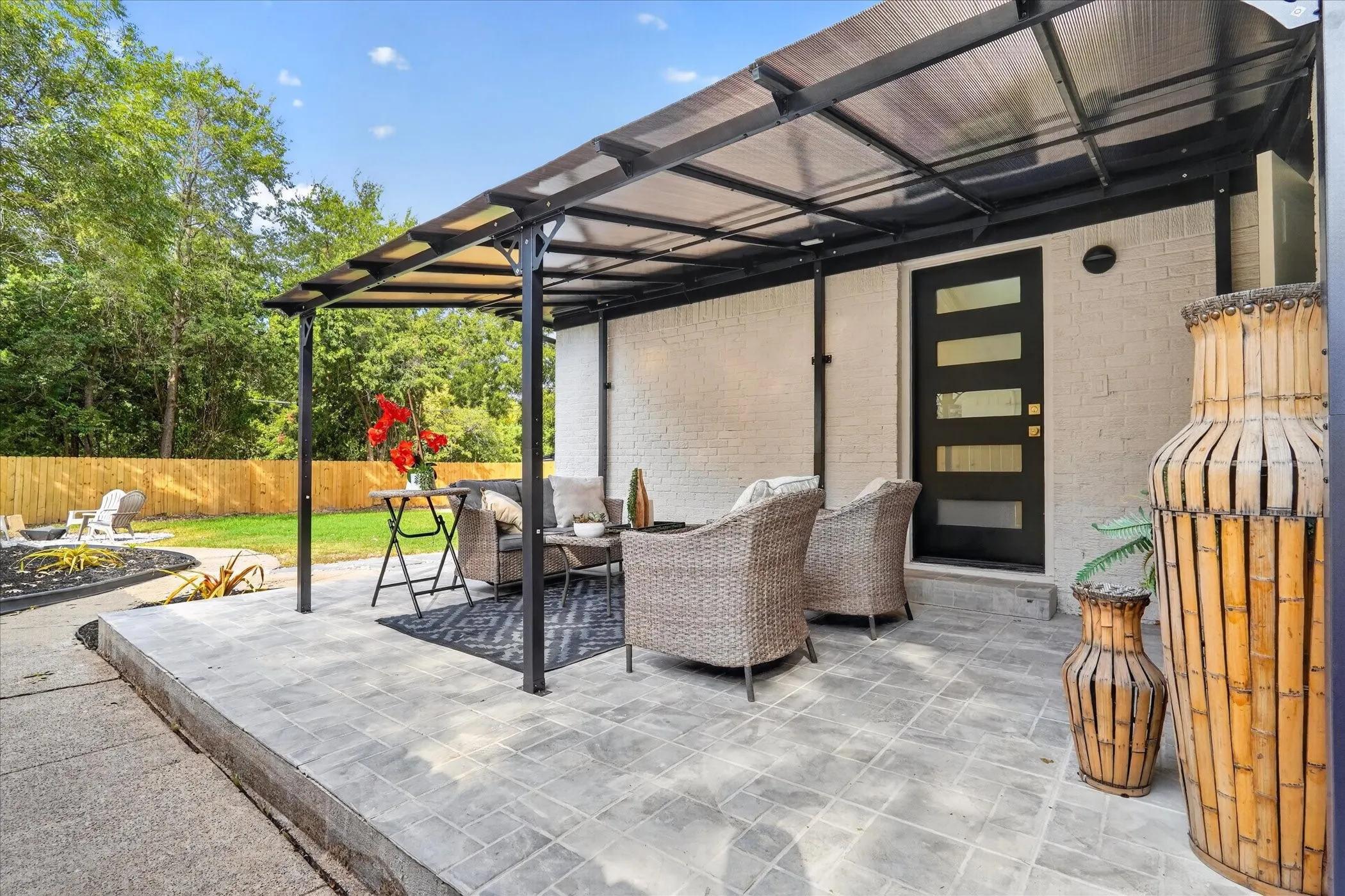Single Family Residence For Sale in Dallas County , 2208 Springhill Drive, Dallas, Texas 75228, 3 Bedroom, 2 Bathroom, 1 Garage spaces, 1,344 Sqft, built in 1954, mls#21364860, Real Estate Agent in Dallas, Homes For Sale in Dallas county, Homes For Sale in Dallas, Realtor in Dallas Texas, Real Estate Brokerage Independent Realty Texas, Luminita Cordes Realtor