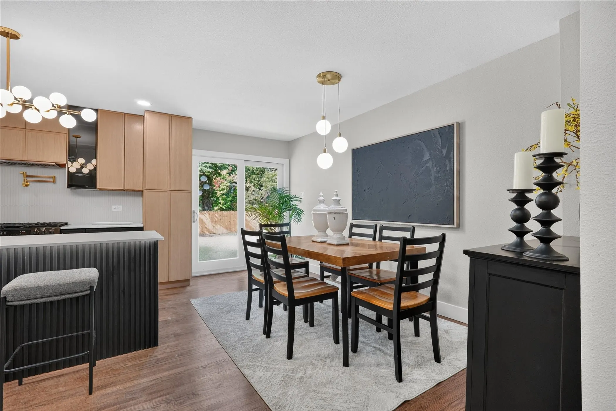 Single Family Residence For Sale in Dallas County , 2208 Springhill Drive, Dallas, Texas 75228, 3 Bedroom, 2 Bathroom, 1 Garage spaces, 1,344 Sqft, built in 1954, mls#21364860, Real Estate Agent in Dallas, Homes For Sale in Dallas county, Homes For Sale in Dallas, Realtor in Dallas Texas, Real Estate Brokerage Independent Realty Texas, Luminita Cordes Realtor