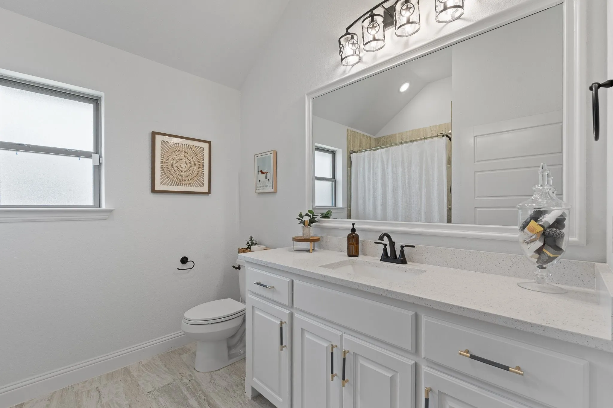 Single Family Residence For Sale in Johnson County , 103 Nolan River Run, Godley, Texas 76044, 3 Bedroom, 2 Bathroom, 2 Garage spaces, 1,884 Sqft, built in 2019, mls#21364224, Real Estate Agent in Godley, Homes For Sale in Johnson county, Homes For Sale in Godley, Realtor in Godley Texas, Real Estate Brokerage Independent Realty Texas, Luminita Cordes Realtor