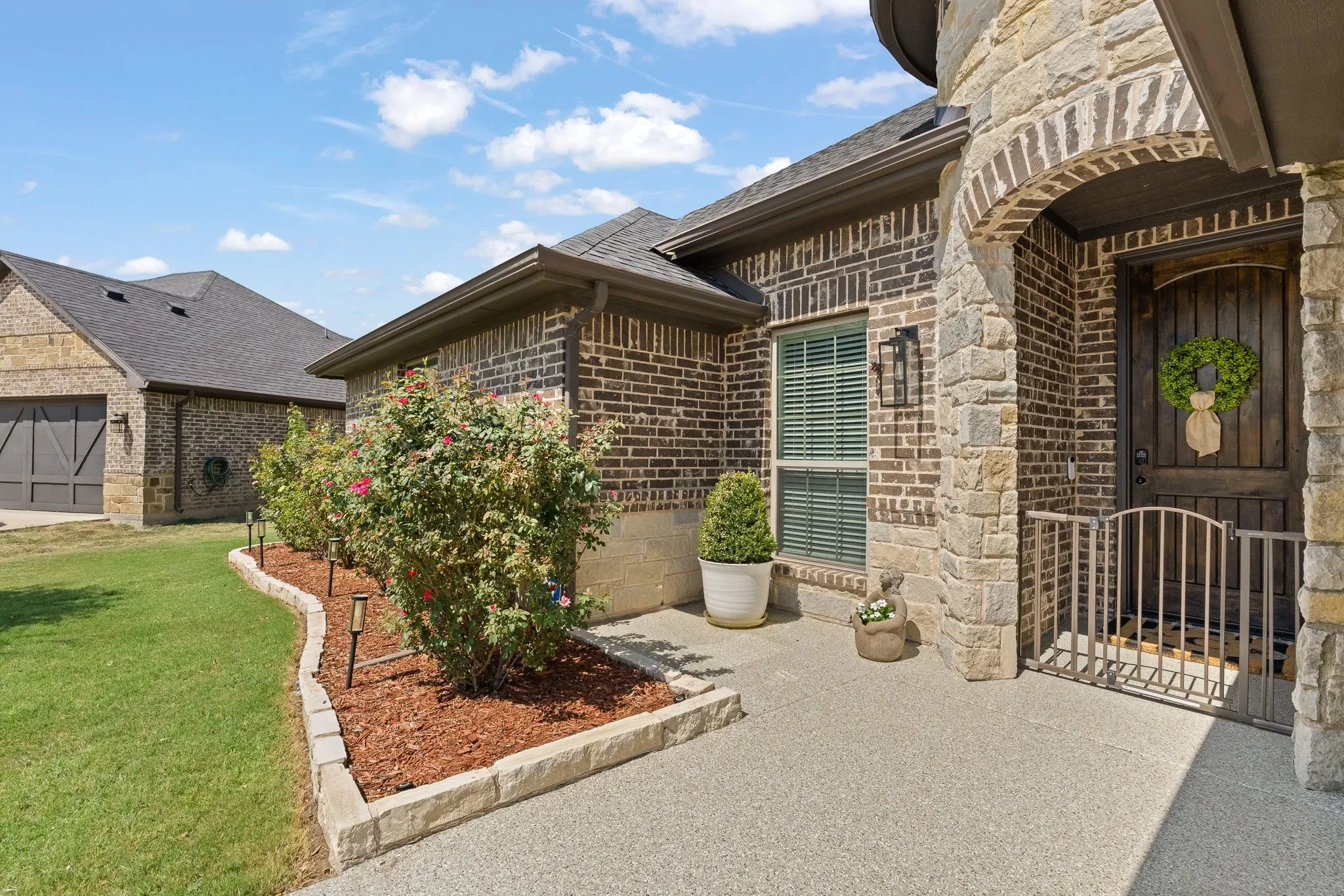 Single Family Residence For Sale in Johnson County , 103 Nolan River Run, Godley, Texas 76044, 3 Bedroom, 2 Bathroom, 2 Garage spaces, 1,884 Sqft, built in 2019, mls#21364224, Real Estate Agent in Godley, Homes For Sale in Johnson county, Homes For Sale in Godley, Realtor in Godley Texas, Real Estate Brokerage Independent Realty Texas, Luminita Cordes Realtor