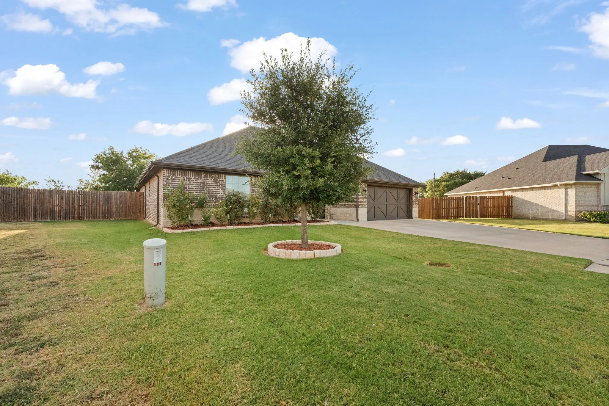 Single Family Residence For Sale in Johnson County , 103 Nolan River Run, Godley, Texas 76044, 3 Bedroom, 2 Bathroom, 2 Garage spaces, 1,884 Sqft, built in 2019, mls#21364224, Real Estate Agent in Godley, Homes For Sale in Johnson county, Homes For Sale in Godley, Realtor in Godley Texas, Real Estate Brokerage Independent Realty Texas, Luminita Cordes Realtor