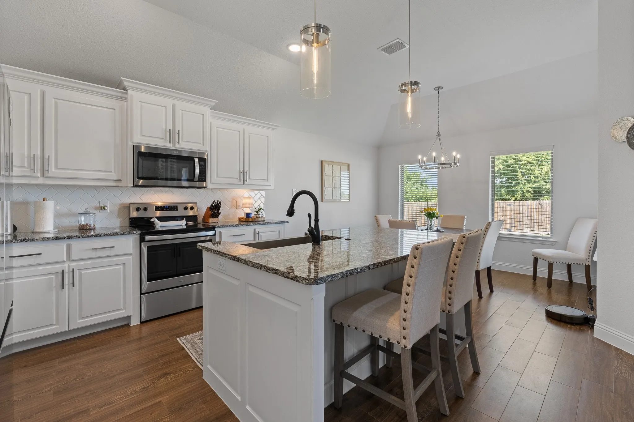 Single Family Residence For Sale in Johnson County , 103 Nolan River Run, Godley, Texas 76044, 3 Bedroom, 2 Bathroom, 2 Garage spaces, 1,884 Sqft, built in 2019, mls#21364224, Real Estate Agent in Godley, Homes For Sale in Johnson county, Homes For Sale in Godley, Realtor in Godley Texas, Real Estate Brokerage Independent Realty Texas, Luminita Cordes Realtor