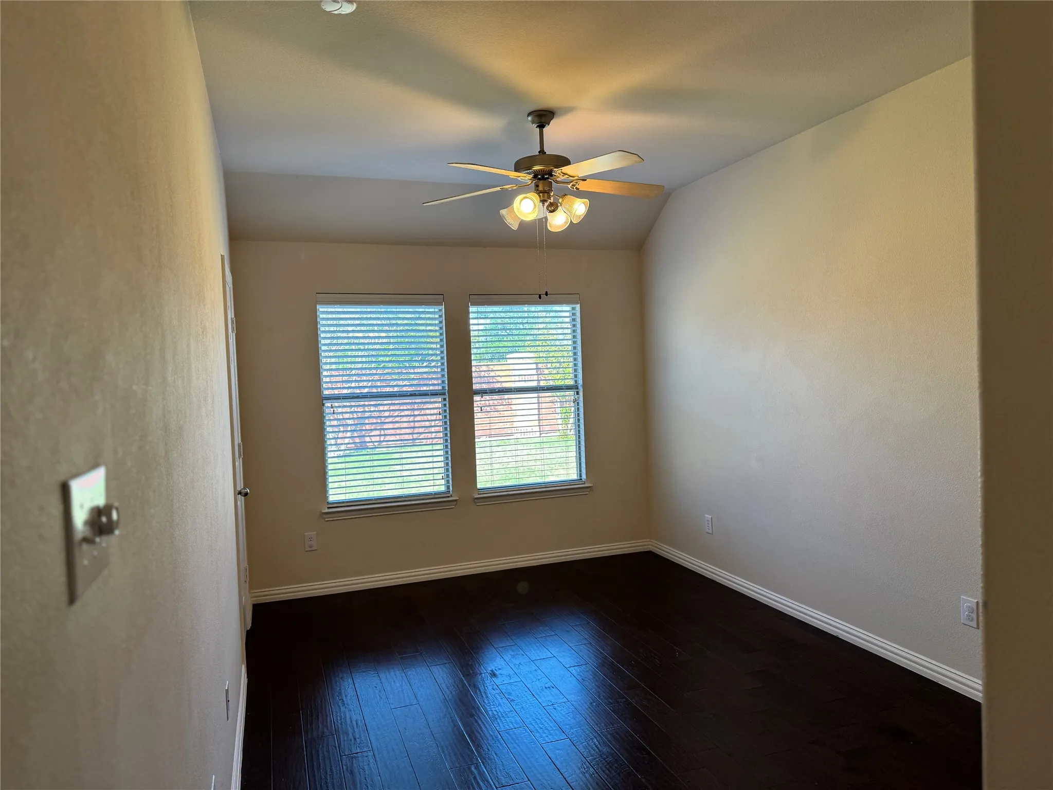 Bonus room with ceiling fan
