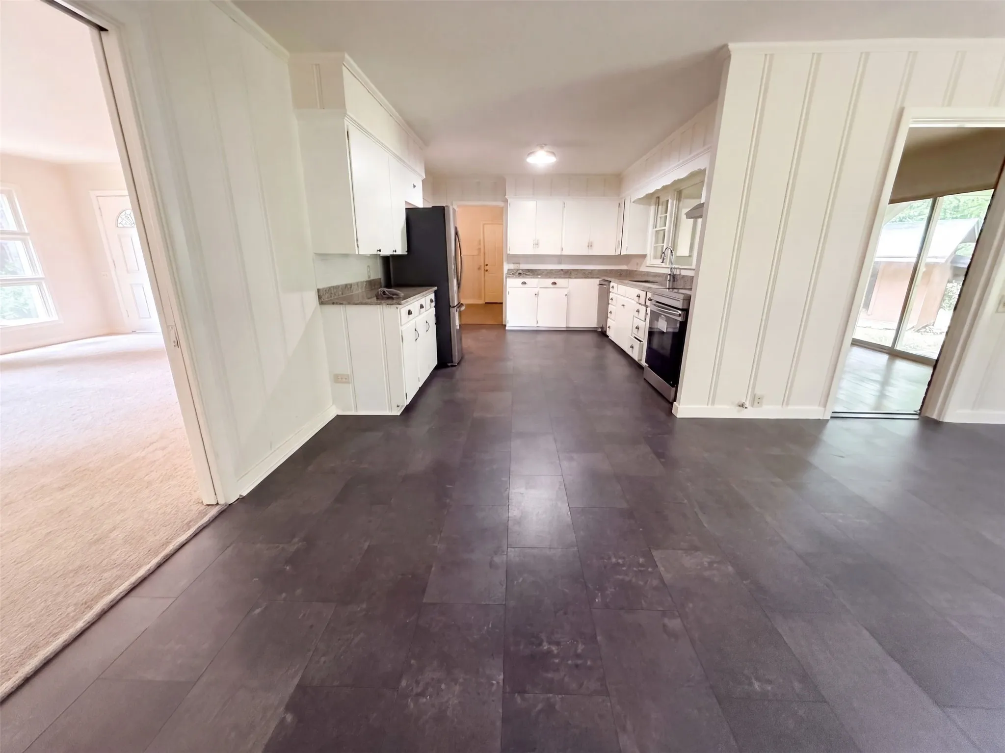Single Family Residence For Sale in Henderson County , 11212 Stuart Street, Brownsboro, Texas 75756, 3 Bedroom, 2 Bathroom, 2 Garage spaces, 2,013 Sqft, built in 1957, mls#21365496, Real Estate Agent in Brownsboro, Homes For Sale in Henderson county, Homes For Sale in Brownsboro, Realtor in Brownsboro Texas, Real Estate Brokerage Independent Realty Texas, Luminita Cordes Realtor
