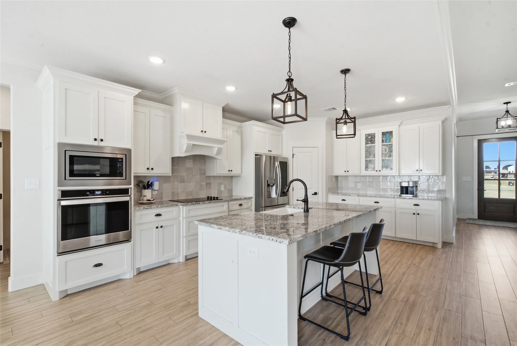 Single Family Residence For Sale in Parker County , 1044 Monarch Court, Poolville, Texas 76487, 4 Bedroom, 3 Bathroom, 3 Garage spaces, 2,786 Sqft, built in 2021, mls#21364668, Real Estate Agent in Poolville, Homes For Sale in Parker county, Homes For Sale in Poolville, Realtor in Poolville Texas, Real Estate Brokerage Independent Realty Texas, Luminita Cordes Realtor