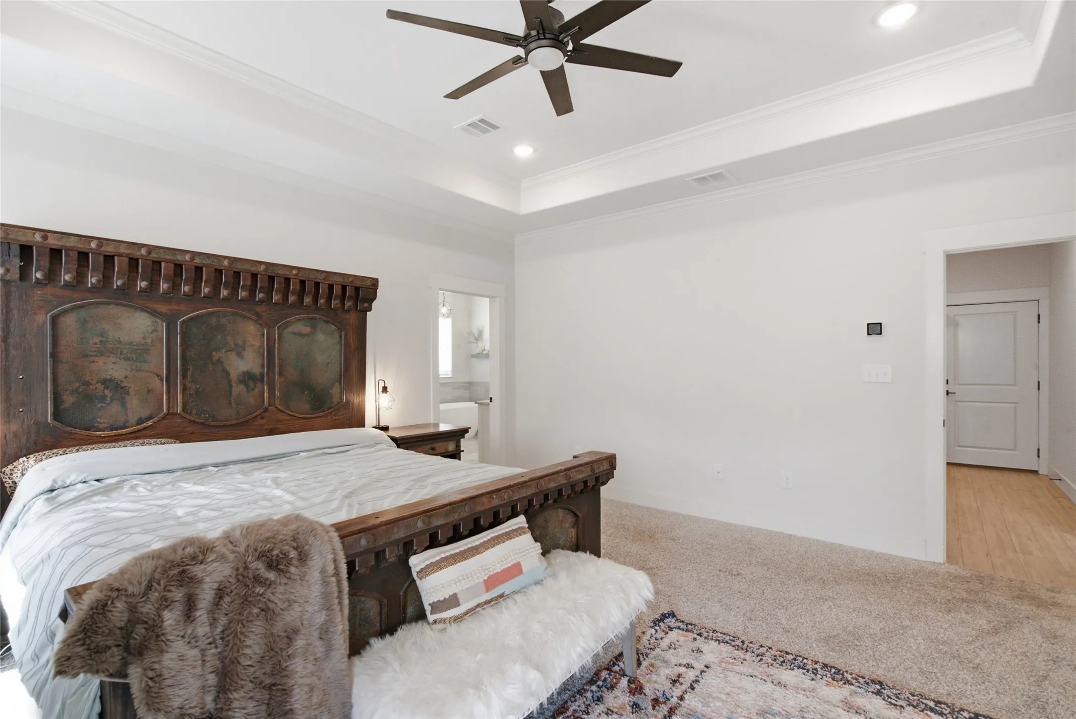 Single Family Residence For Sale in Parker County , 1044 Monarch Court, Poolville, Texas 76487, 4 Bedroom, 3 Bathroom, 3 Garage spaces, 2,786 Sqft, built in 2021, mls#21364668, Real Estate Agent in Poolville, Homes For Sale in Parker county, Homes For Sale in Poolville, Realtor in Poolville Texas, Real Estate Brokerage Independent Realty Texas, Luminita Cordes Realtor
