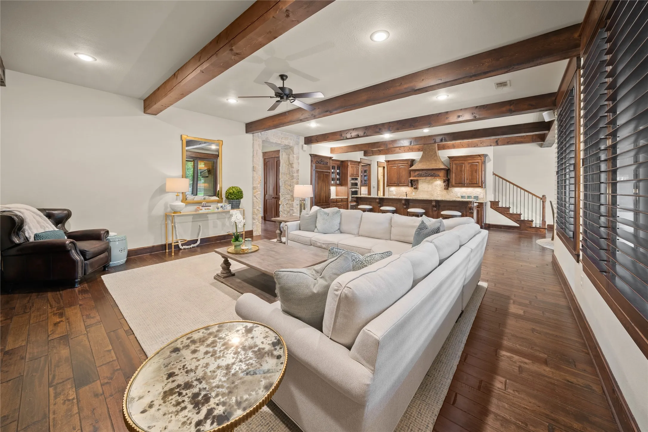 Single Family Residence For Sale in Smith County , 6987 Canal, Tyler, Texas 75703, 4 Bedroom, 4 Bathroom, 3 Garage spaces, 4,932 Sqft, built in 2008, mls#21365179, Real Estate Agent in Tyler, Homes For Sale in Smith county, Homes For Sale in Tyler, Realtor in Tyler Texas, Real Estate Brokerage Independent Realty Texas, Luminita Cordes Realtor