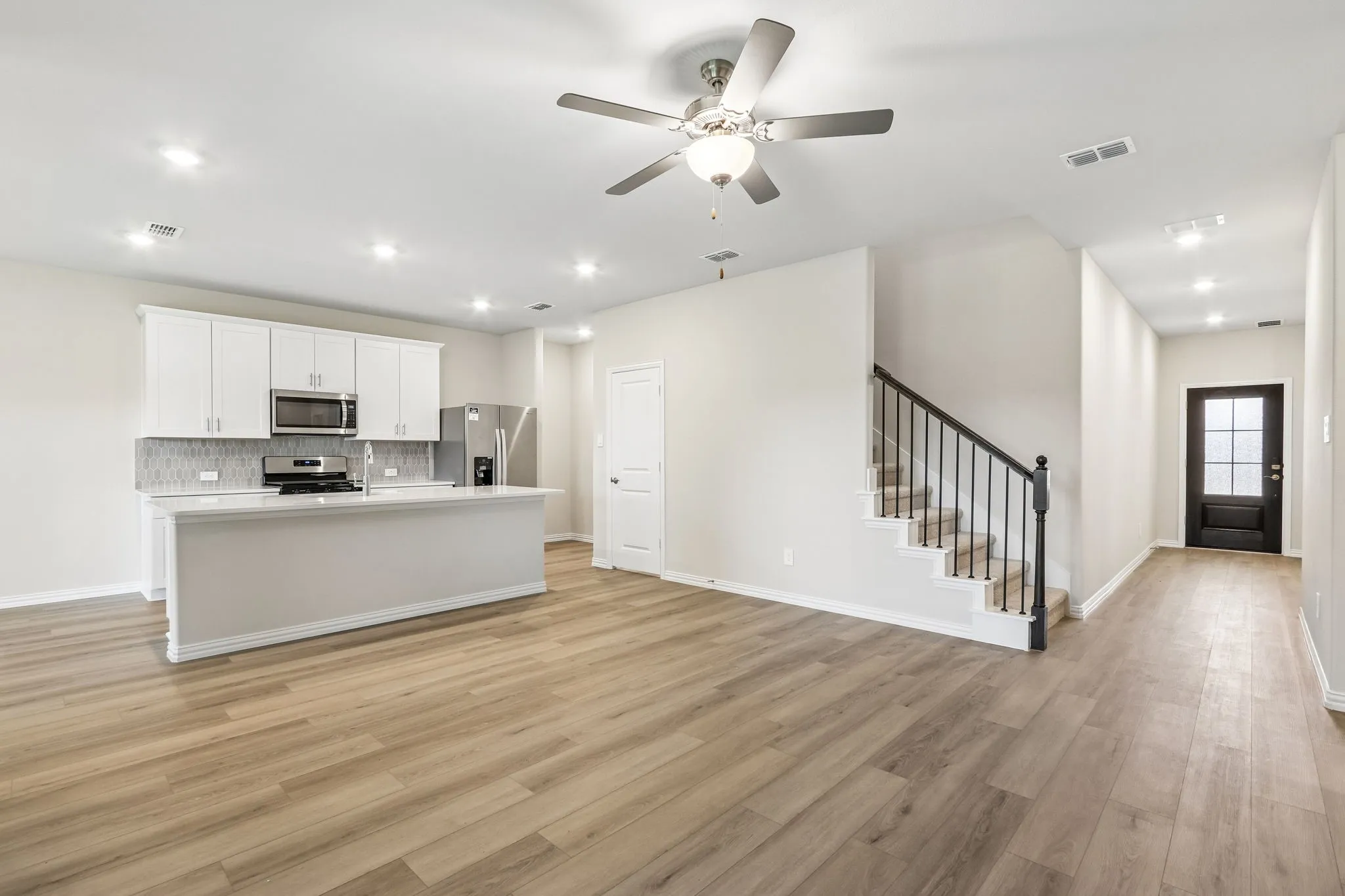 Photo is not of the actual home, but is an inspirational photo of builder’s model home and may depict options, furnishings, and/or decorator features that are not included.
