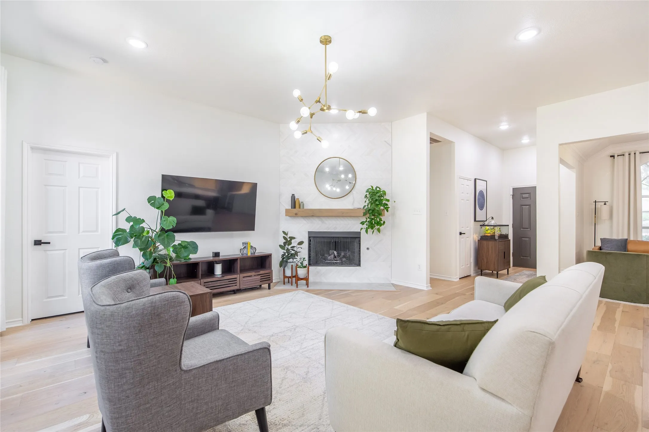 Single Family Residence For Sale in Collin County , 1330 Marwood Drive, Allen, Texas 75013, 4 Bedroom, 2 Bathroom, 2 Garage spaces, 2,232 Sqft, built in 2001, mls#21358913, Real Estate Agent in Allen, Homes For Sale in Collin county, Homes For Sale in Allen, Realtor in Allen Texas, Real Estate Brokerage Independent Realty Texas, Luminita Cordes Realtor