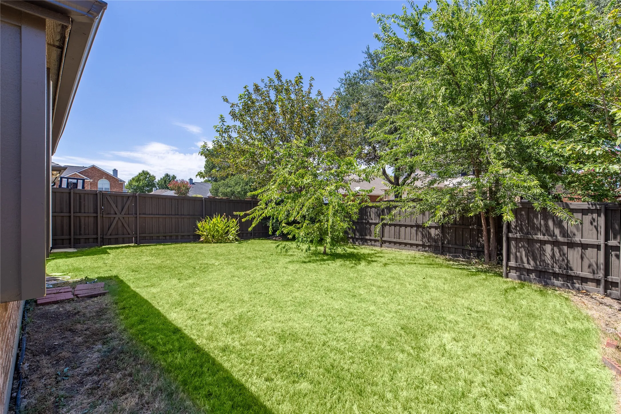 Single Family Residence For Sale in Collin County , 1330 Marwood Drive, Allen, Texas 75013, 4 Bedroom, 2 Bathroom, 2 Garage spaces, 2,232 Sqft, built in 2001, mls#21358913, Real Estate Agent in Allen, Homes For Sale in Collin county, Homes For Sale in Allen, Realtor in Allen Texas, Real Estate Brokerage Independent Realty Texas, Luminita Cordes Realtor