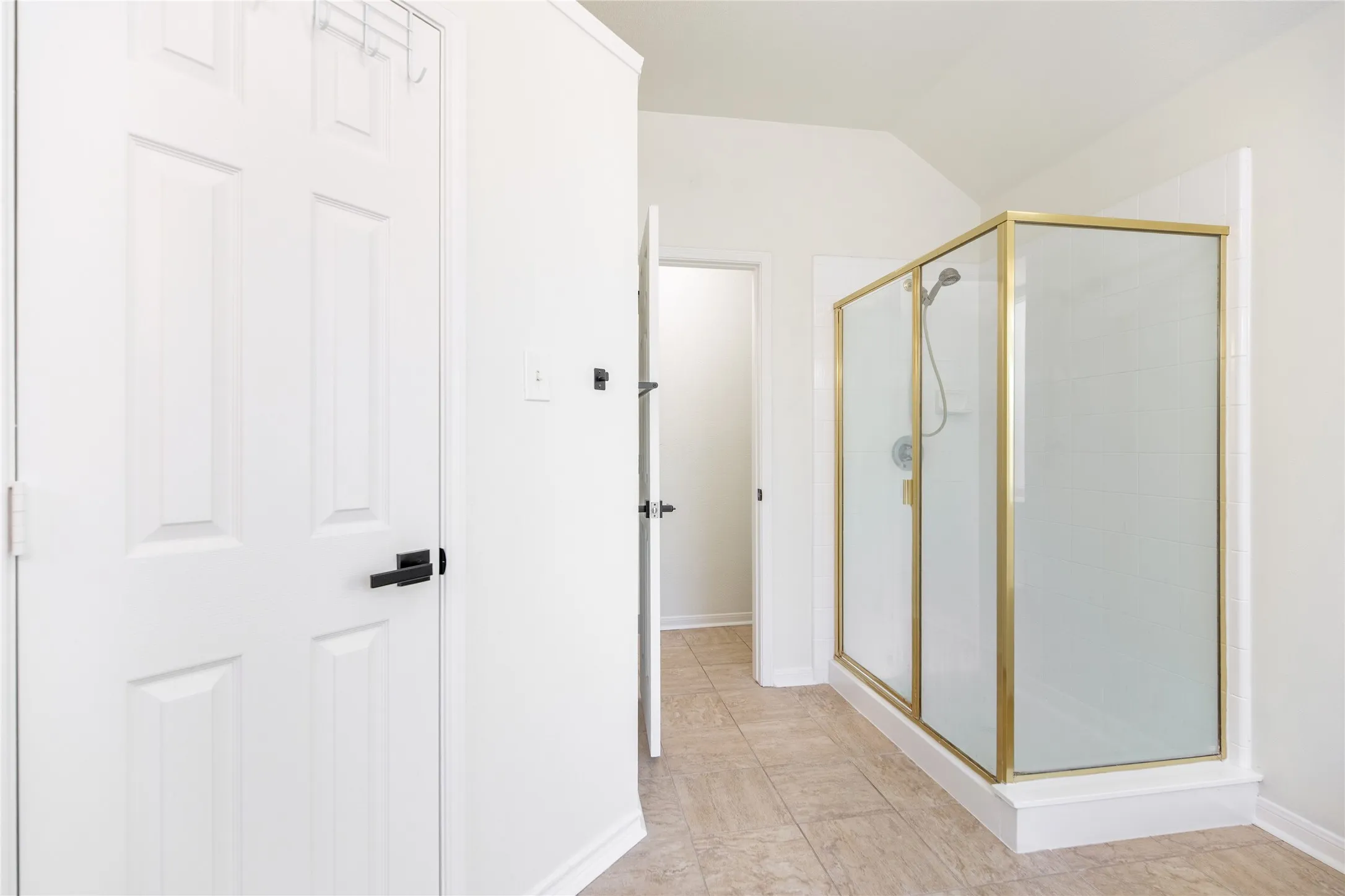 Single Family Residence For Sale in Collin County , 1330 Marwood Drive, Allen, Texas 75013, 4 Bedroom, 2 Bathroom, 2 Garage spaces, 2,232 Sqft, built in 2001, mls#21358913, Real Estate Agent in Allen, Homes For Sale in Collin county, Homes For Sale in Allen, Realtor in Allen Texas, Real Estate Brokerage Independent Realty Texas, Luminita Cordes Realtor